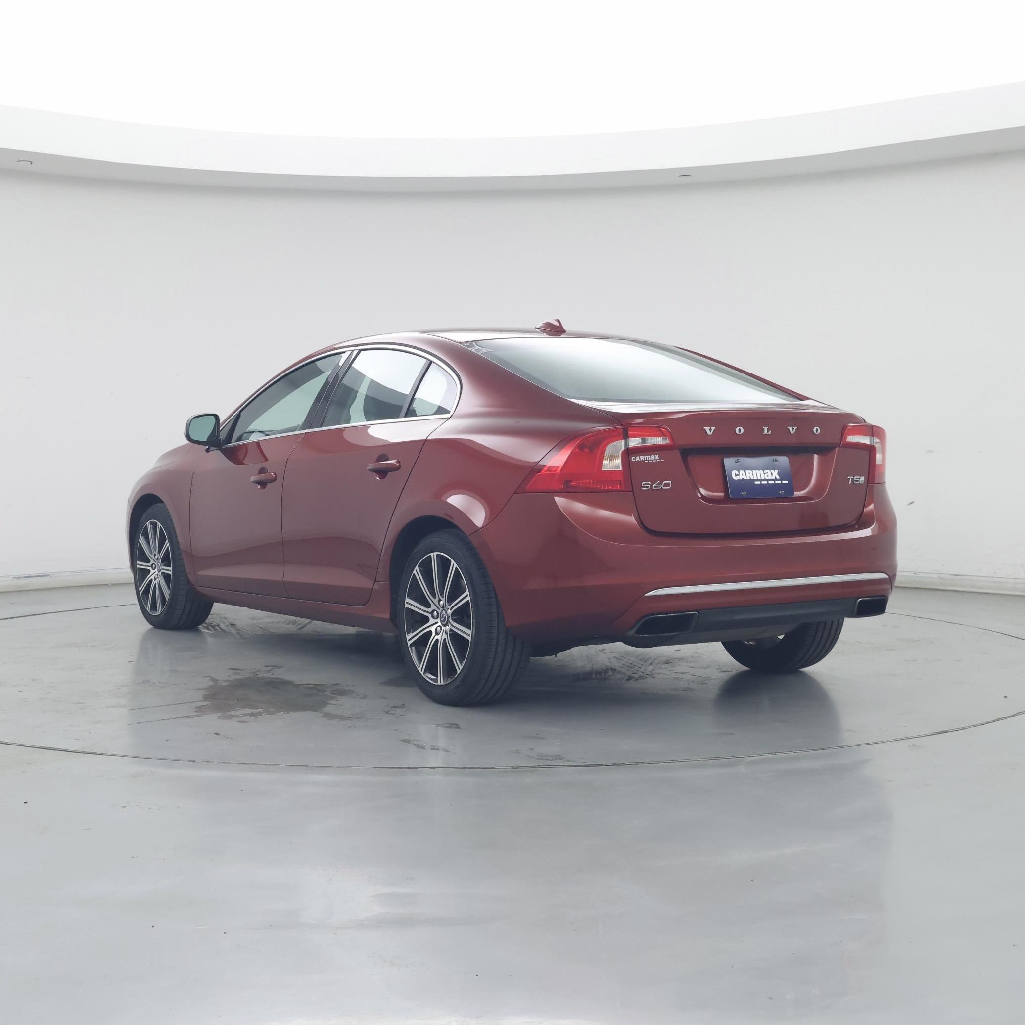 Thumbnail: 2017 Volvo S60 - 2