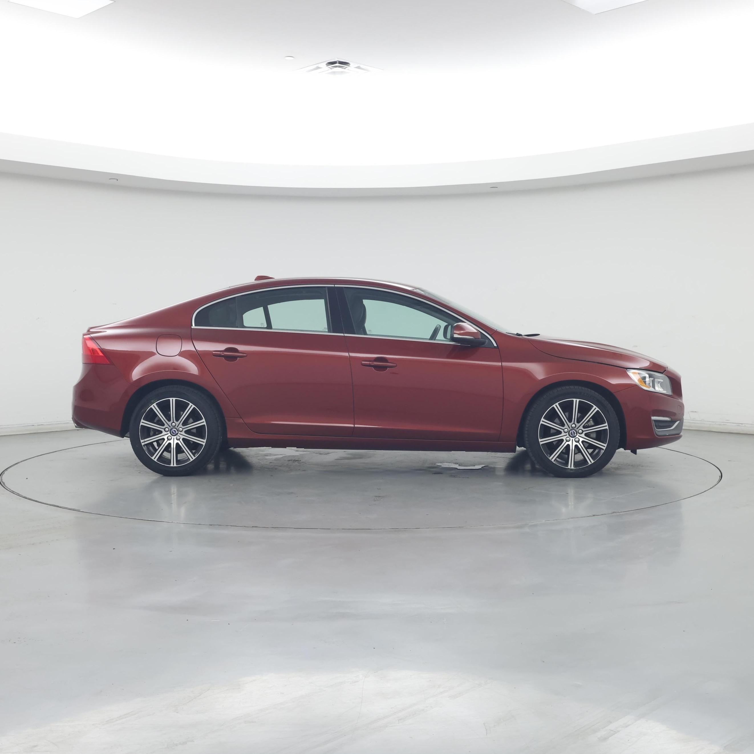 Thumbnail: 2017 Volvo S60 - 7