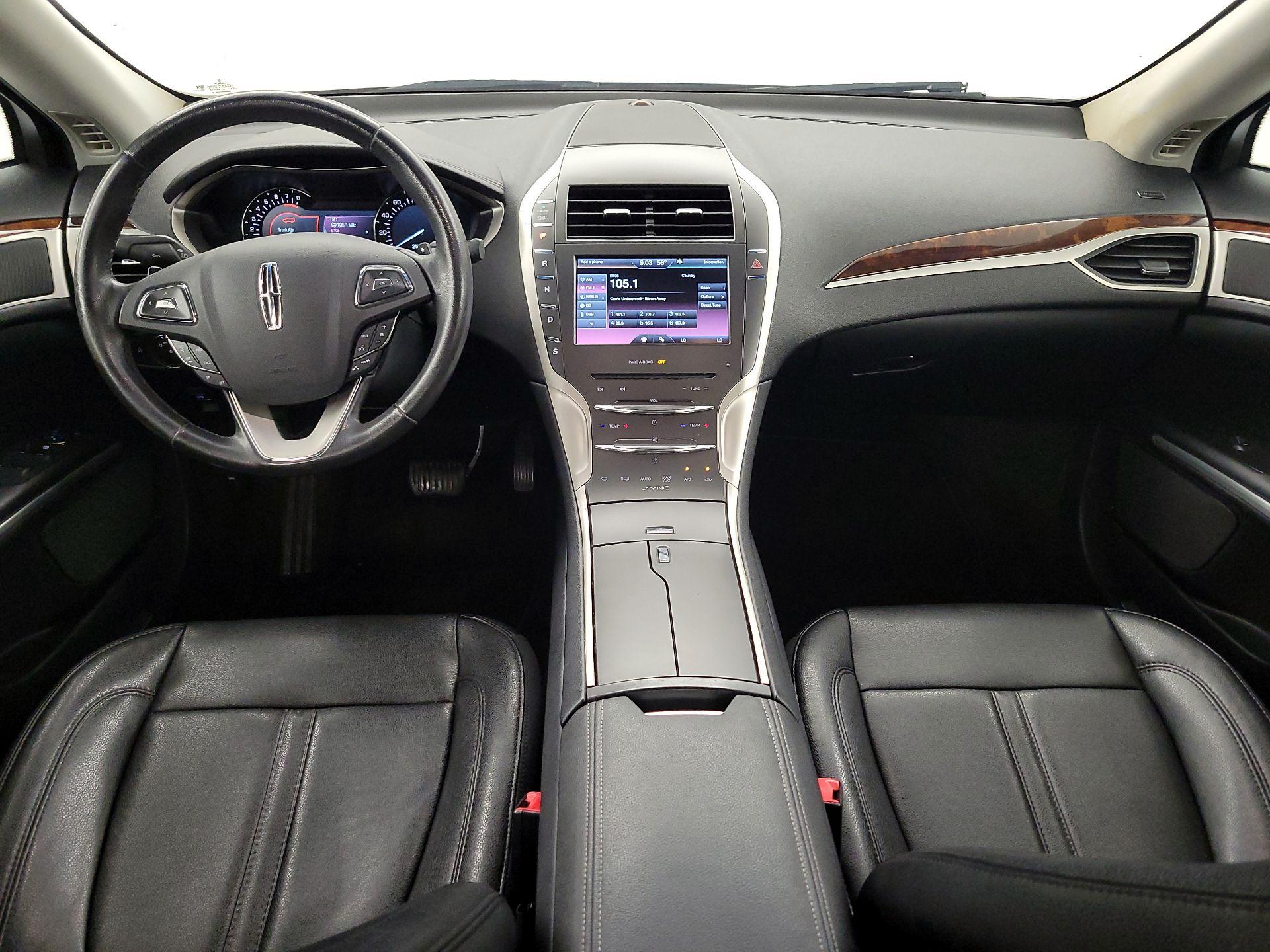 Thumbnail: 2016 Lincoln MKZ - 9