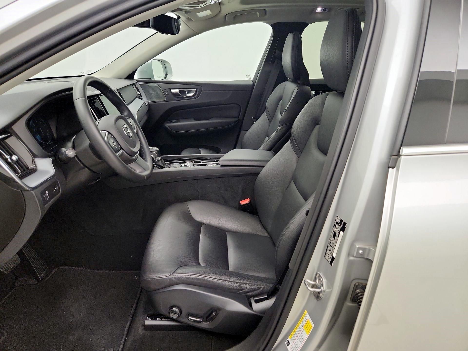 Thumbnail: 2019 Volvo XC60 - 11