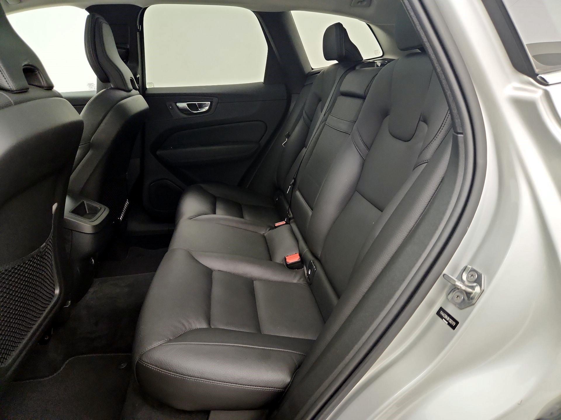 Thumbnail: 2019 Volvo XC60 - 20