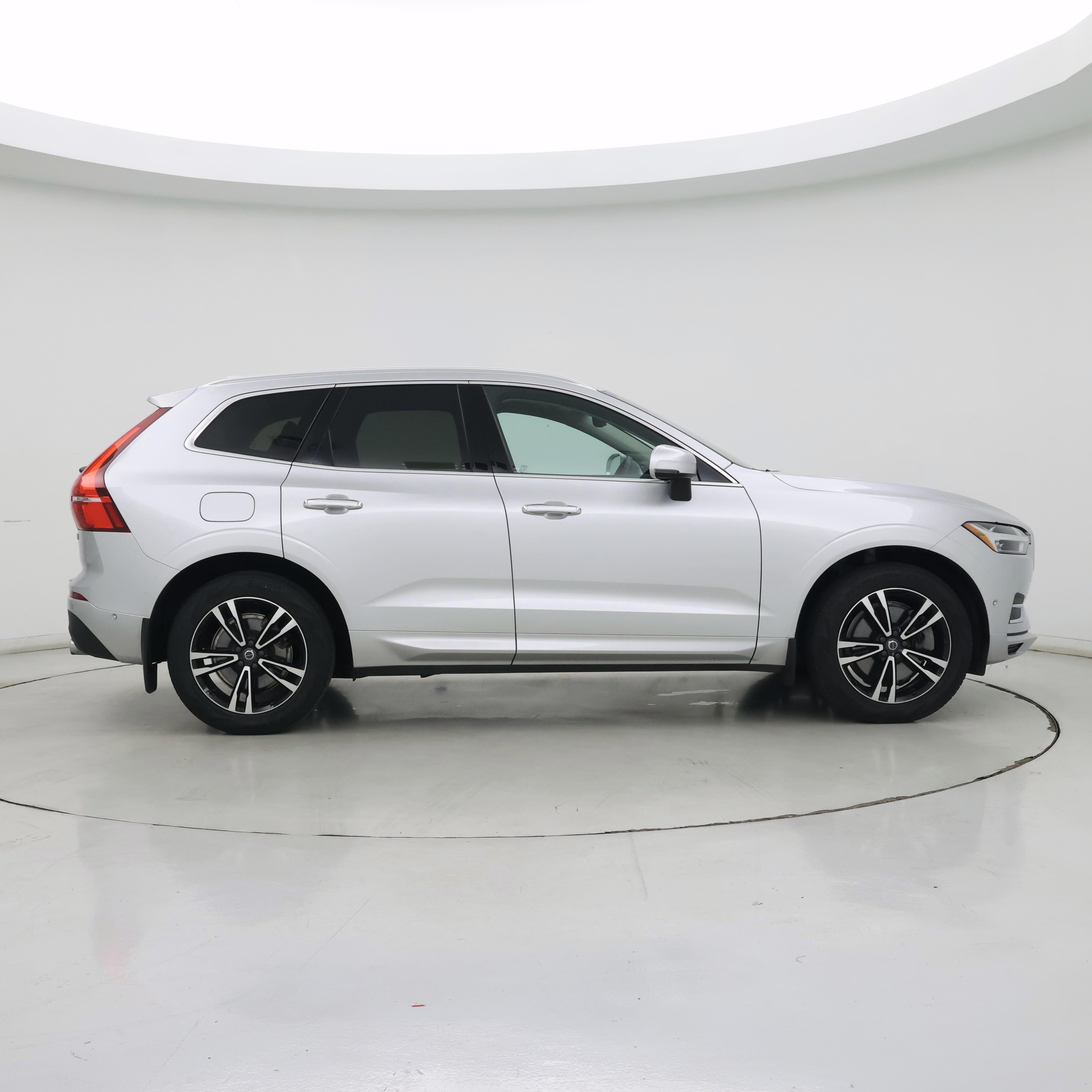 Thumbnail: 2019 Volvo XC60 - 7
