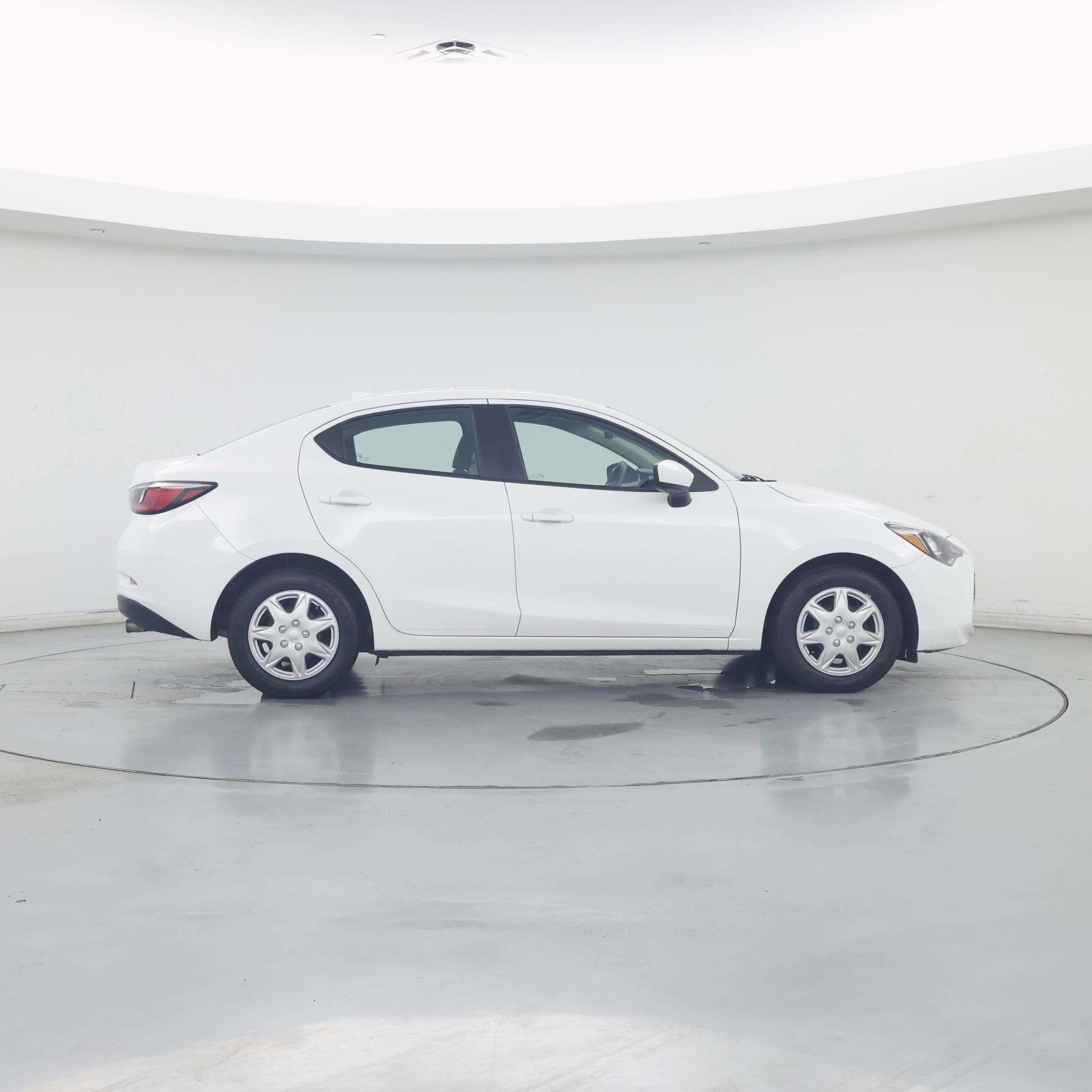 Thumbnail: 2019 Toyota Yaris - 7