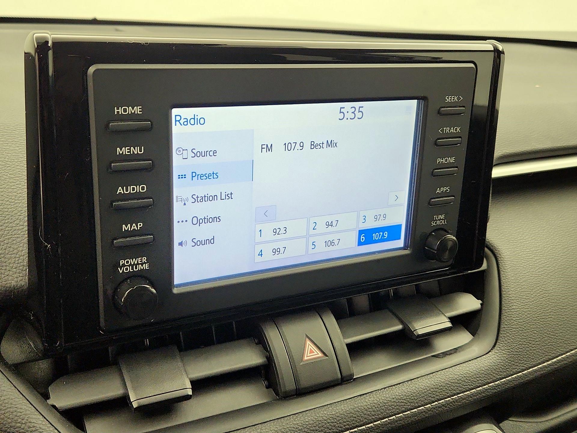 Thumbnail: 2019 Toyota RAV4 - 15