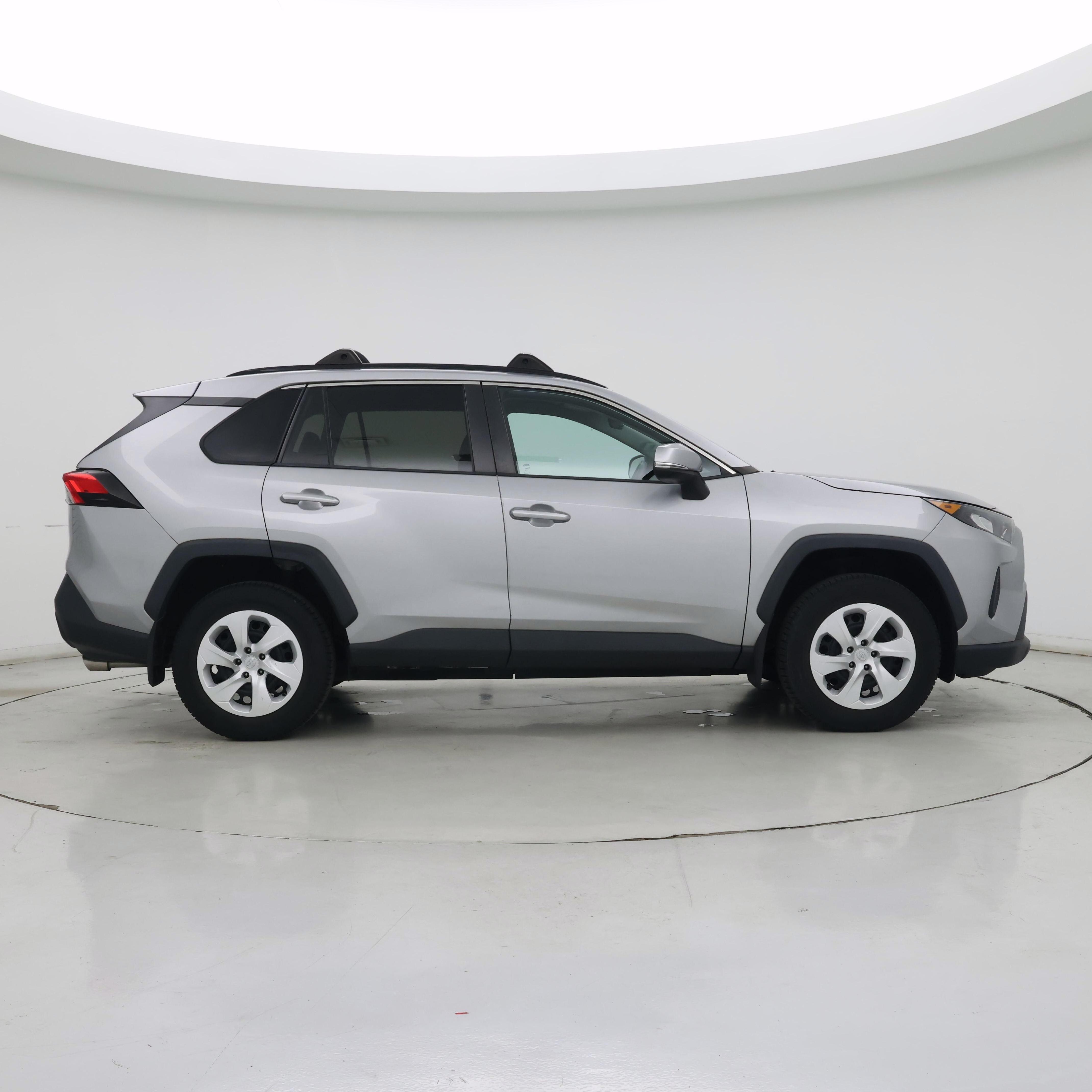 Thumbnail: 2019 Toyota RAV4 - 7