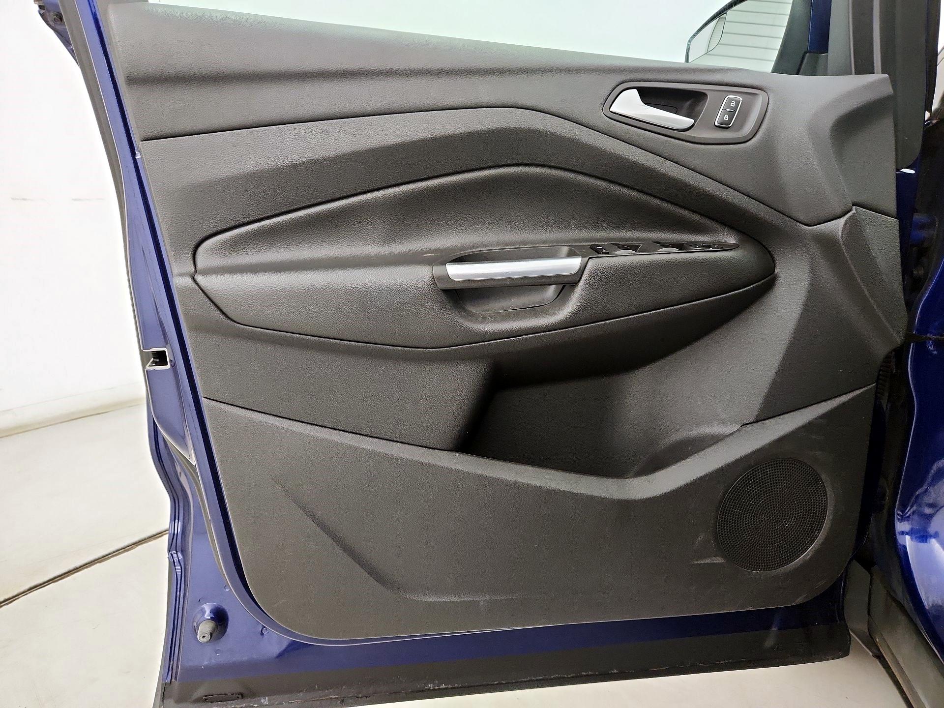Thumbnail: 2013 Ford Escape - 12