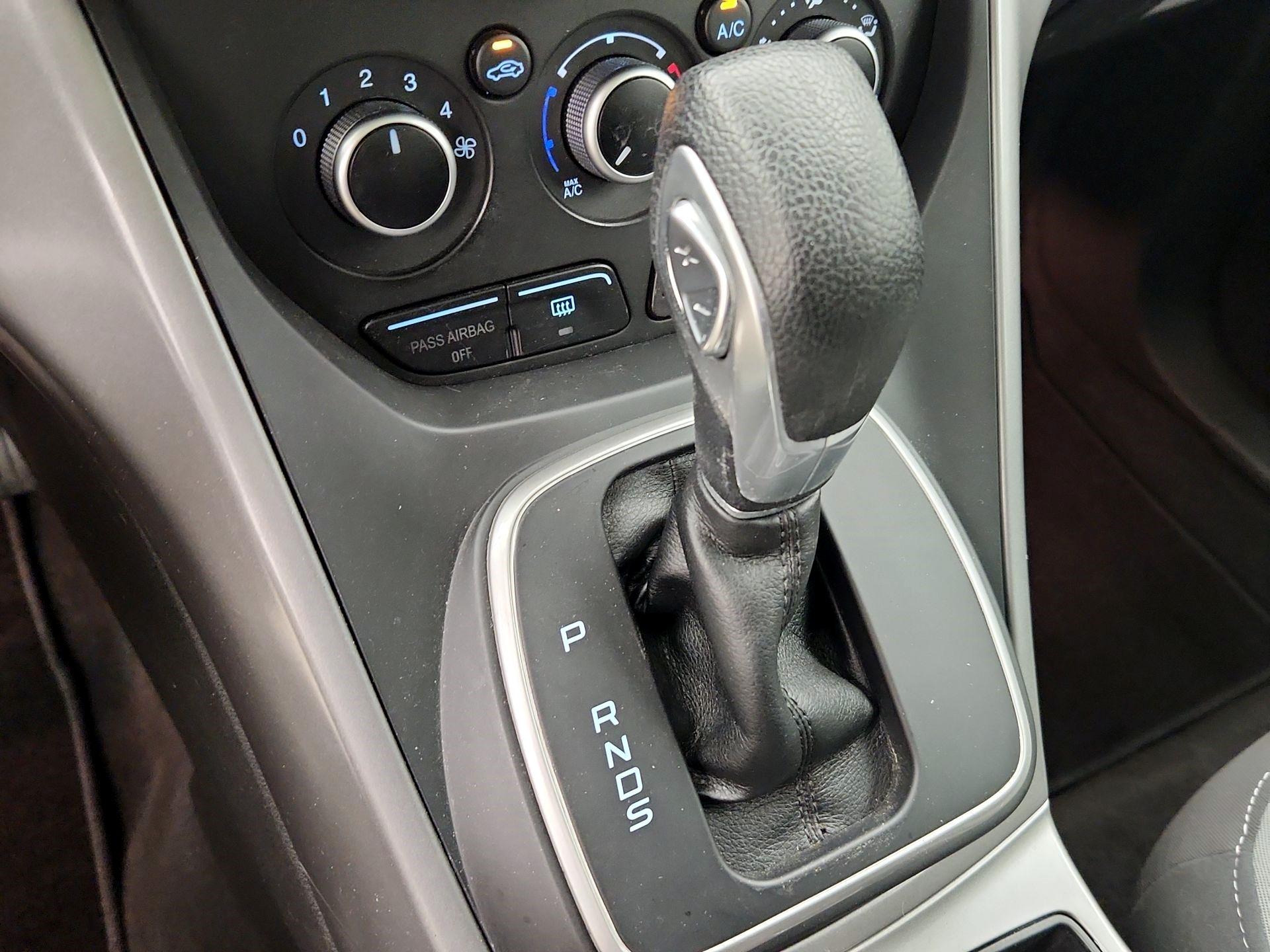 Thumbnail: 2013 Ford Escape - 16