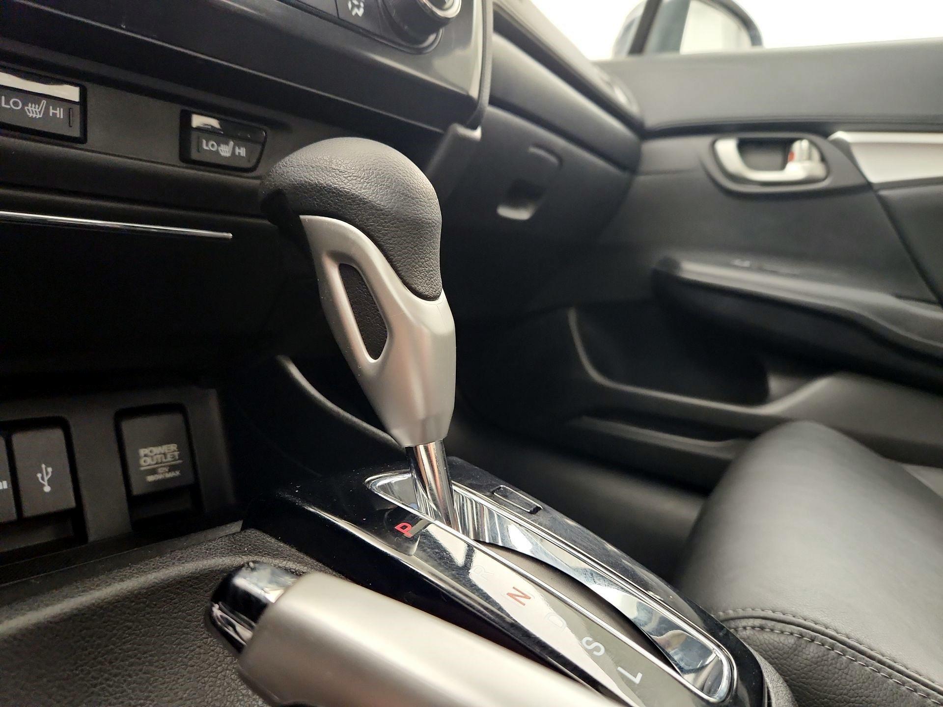 Thumbnail: 2015 Honda Civic - 15