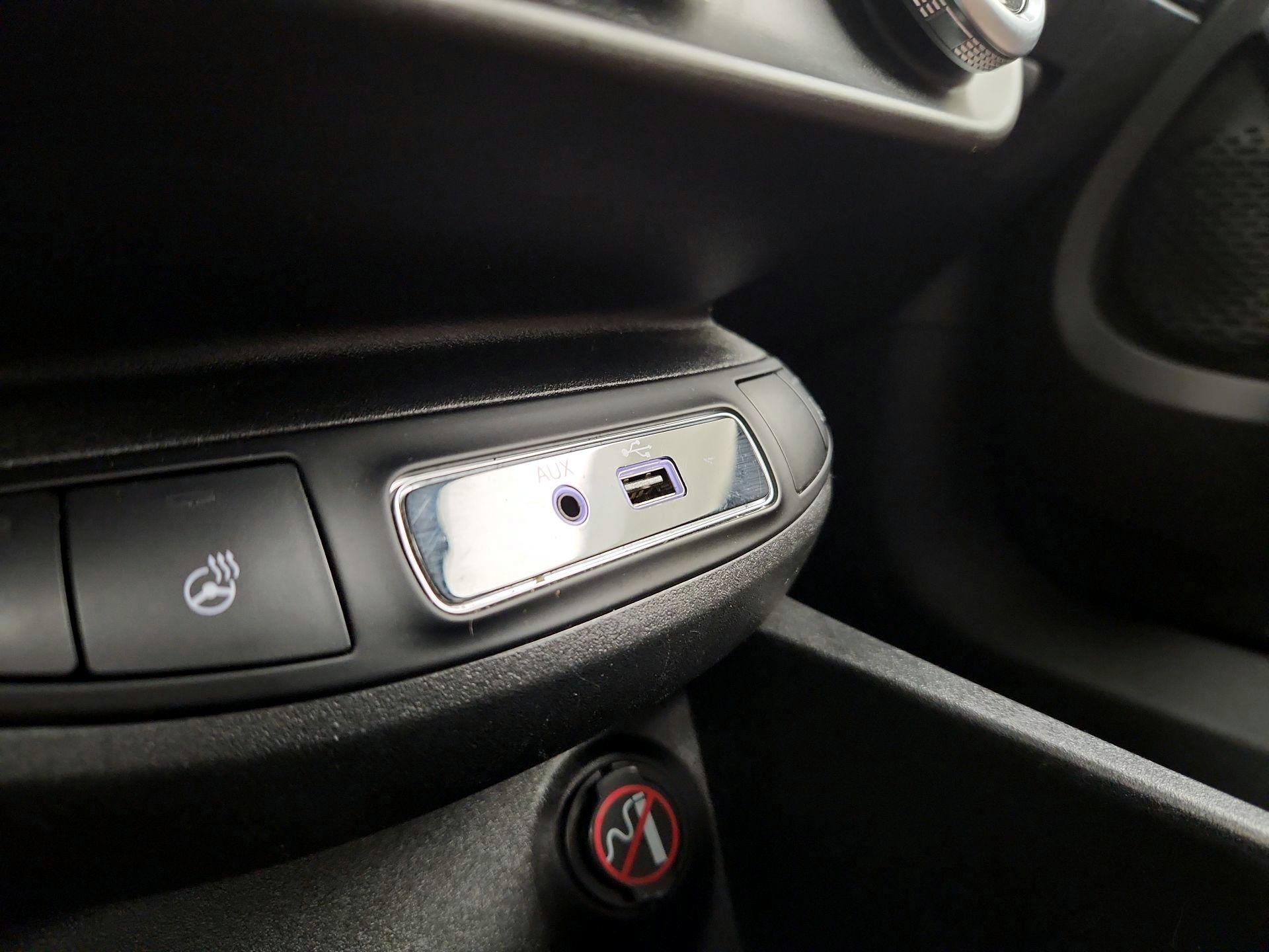 Thumbnail: 2016 Fiat 500X - 19