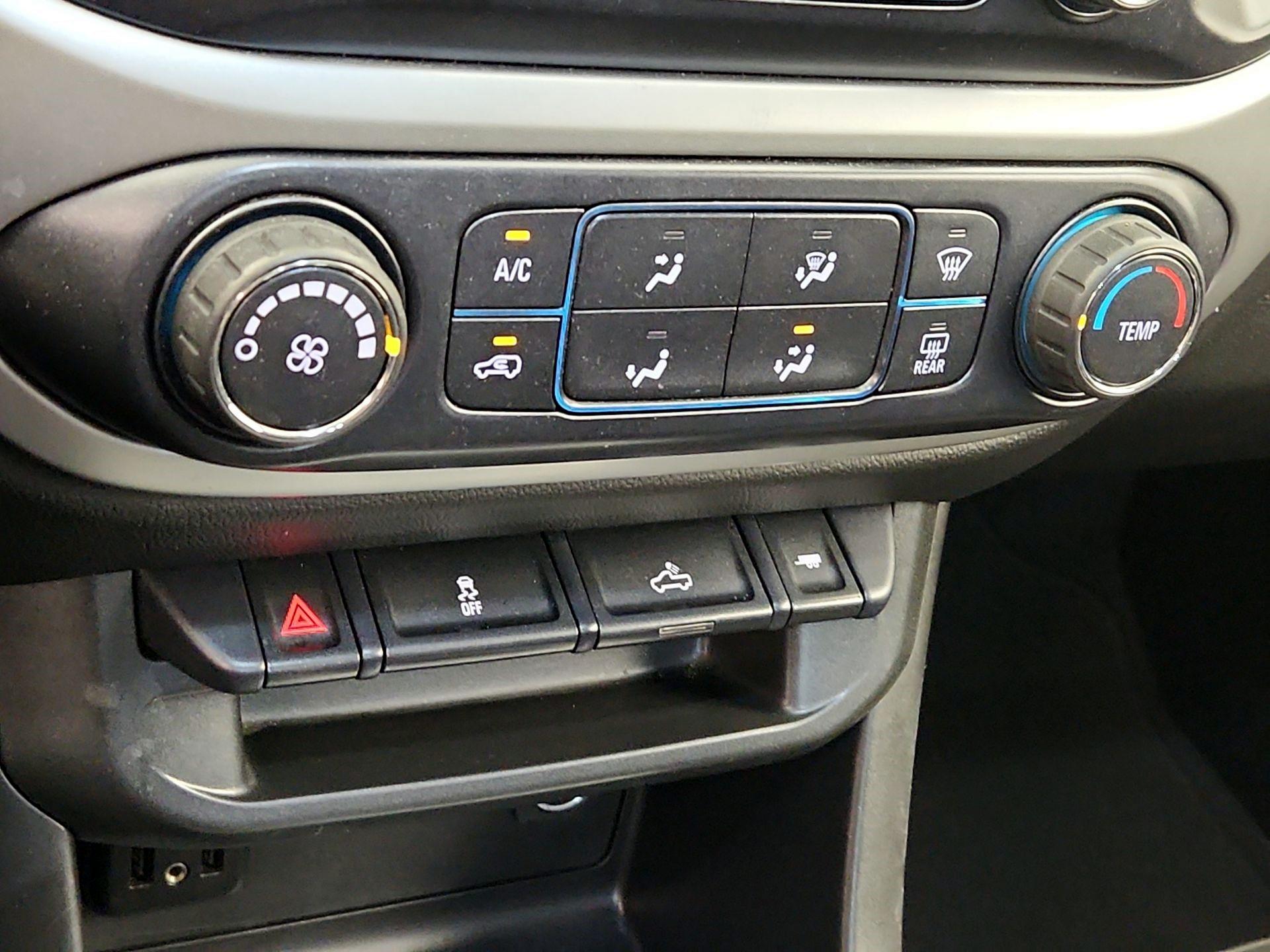 Thumbnail: 2020 Chevrolet Colorado - 17