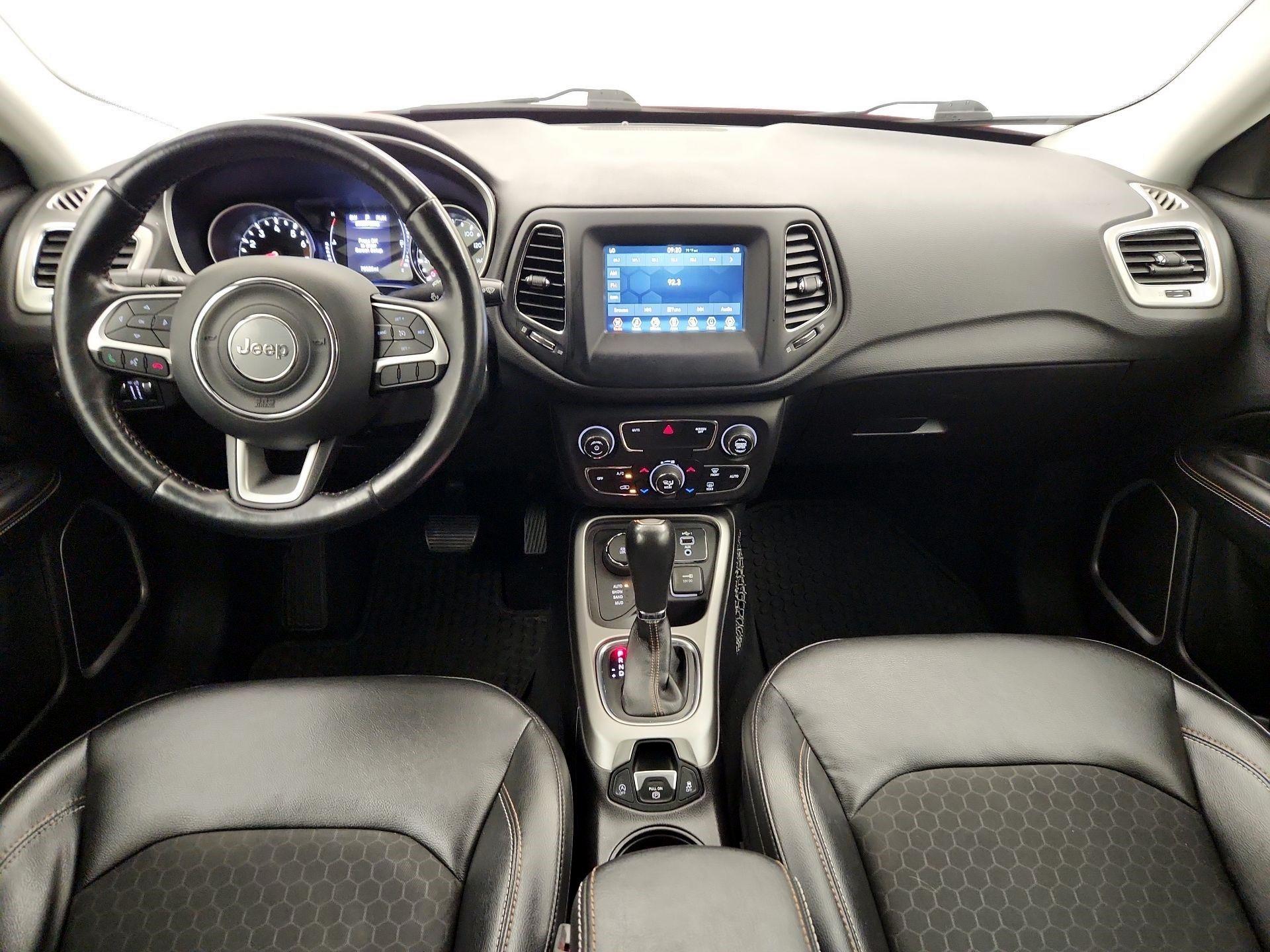 Thumbnail: 2019 Jeep Compass - 9