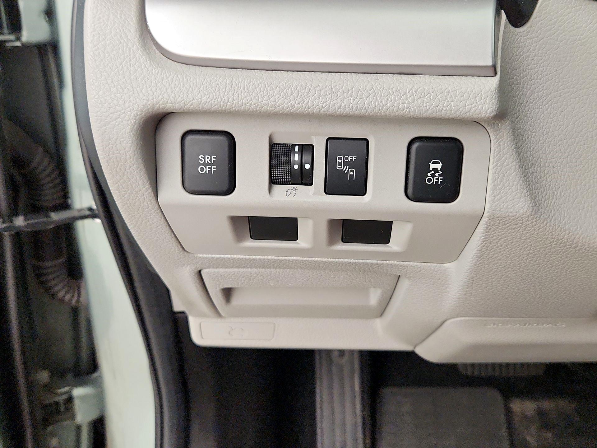 Thumbnail: 2017 Subaru Forester - 13