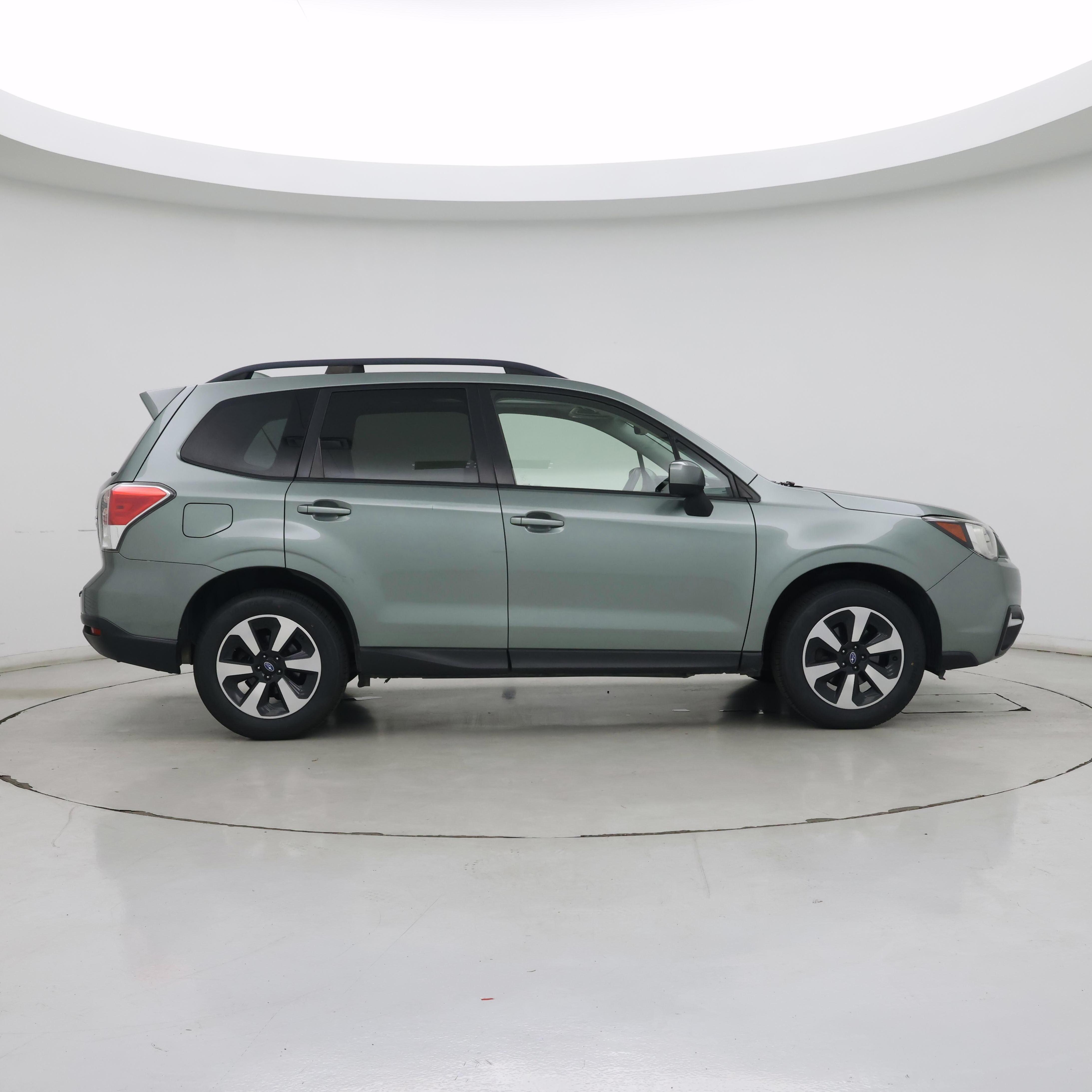 Thumbnail: 2017 Subaru Forester - 7