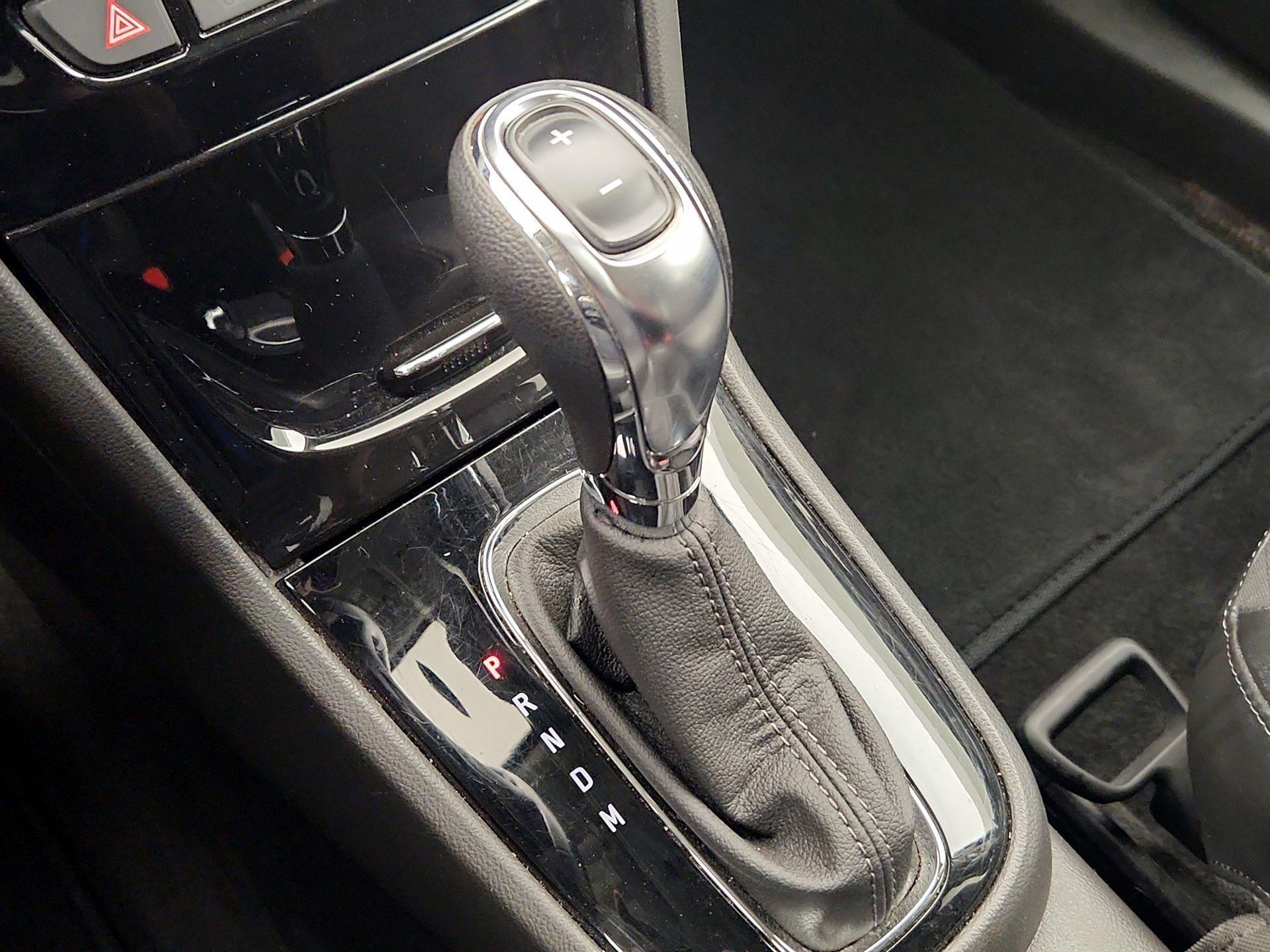 Thumbnail: 2019 Buick Encore - 17