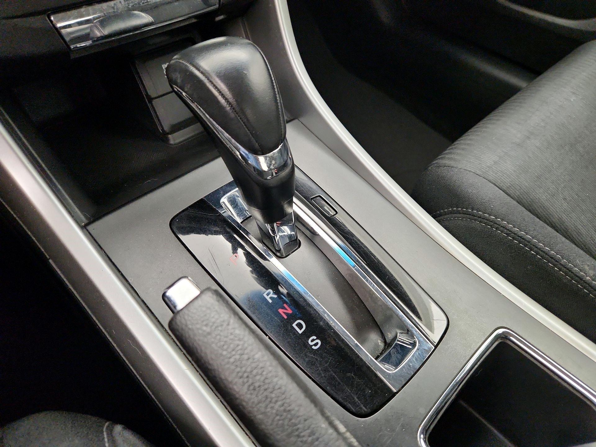 Thumbnail: 2013 Honda Accord - 17