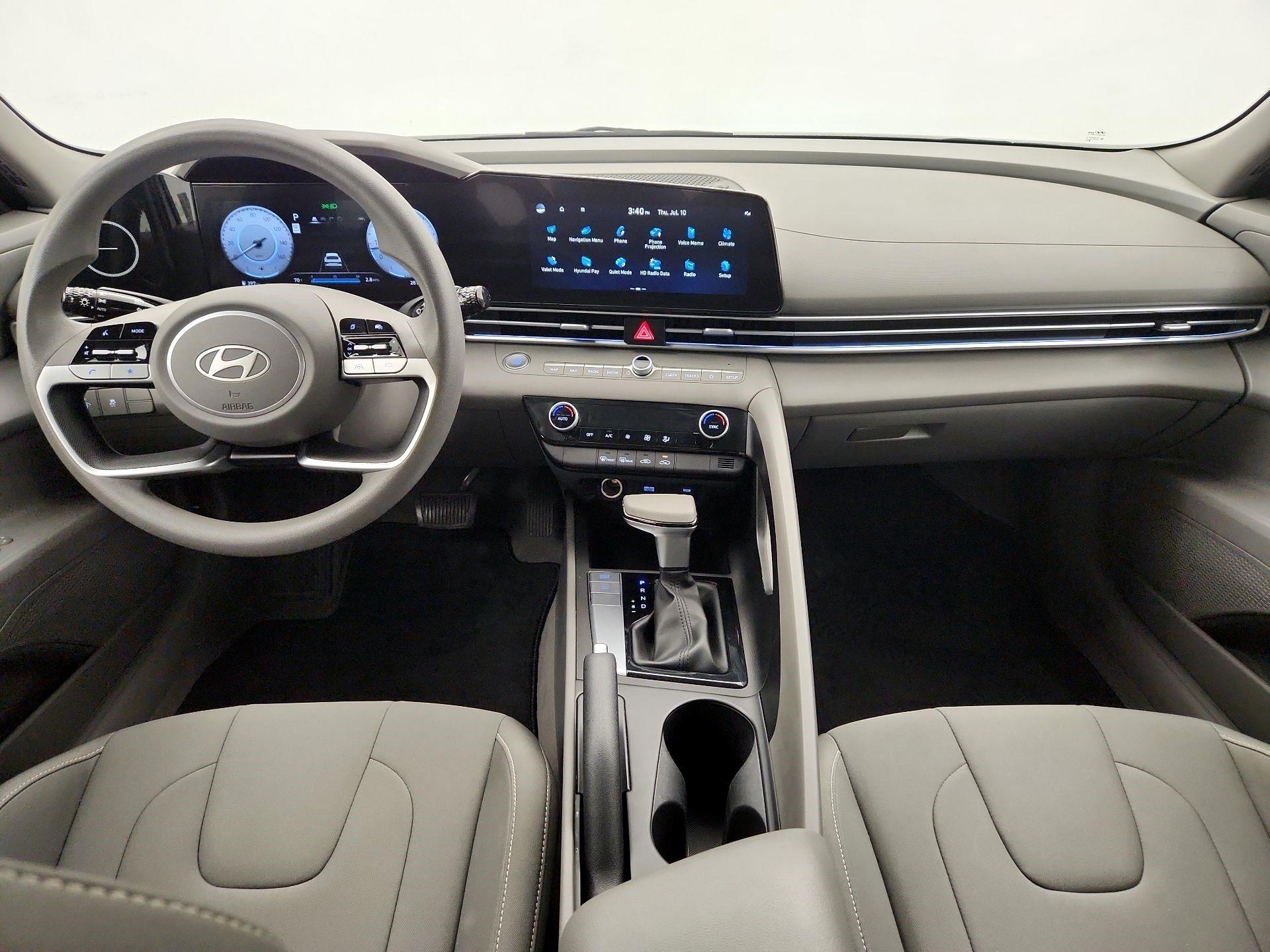 Thumbnail: 2024 Hyundai Elantra - 9
