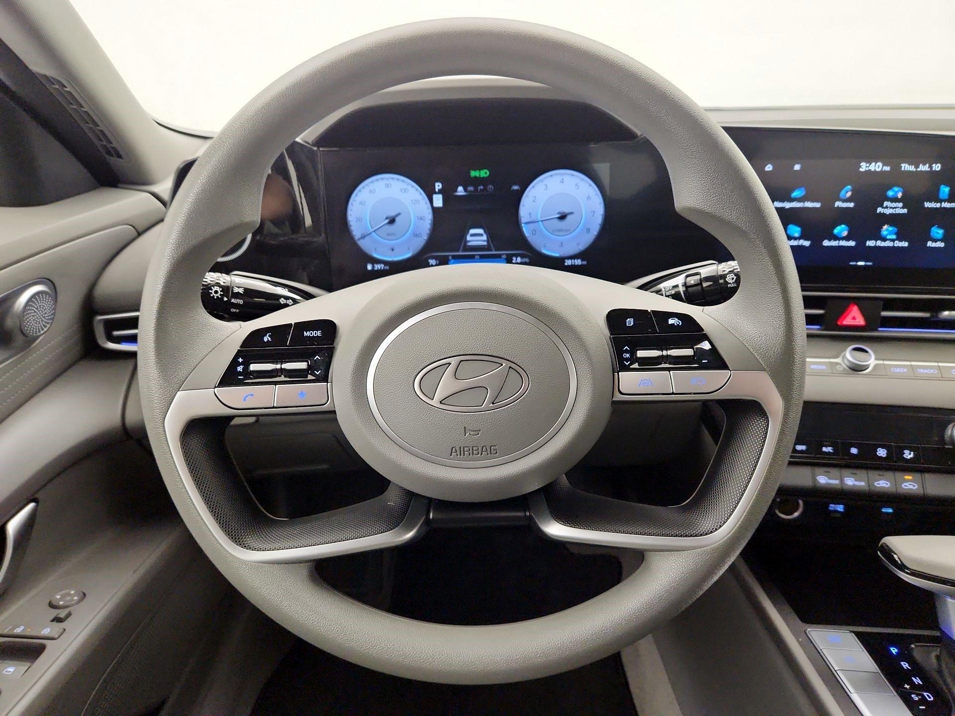 Thumbnail: 2024 Hyundai Elantra - 10