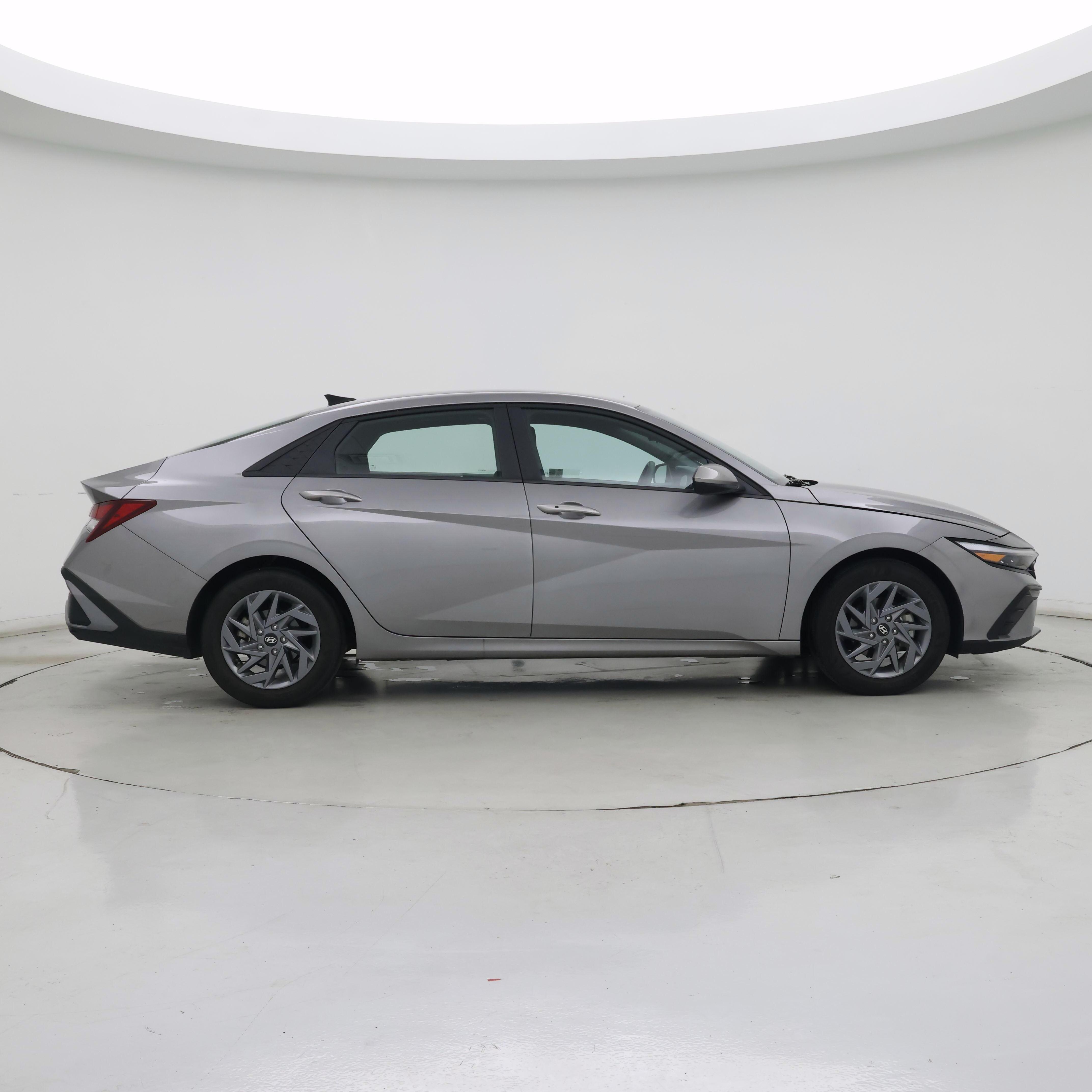 Thumbnail: 2024 Hyundai Elantra - 7
