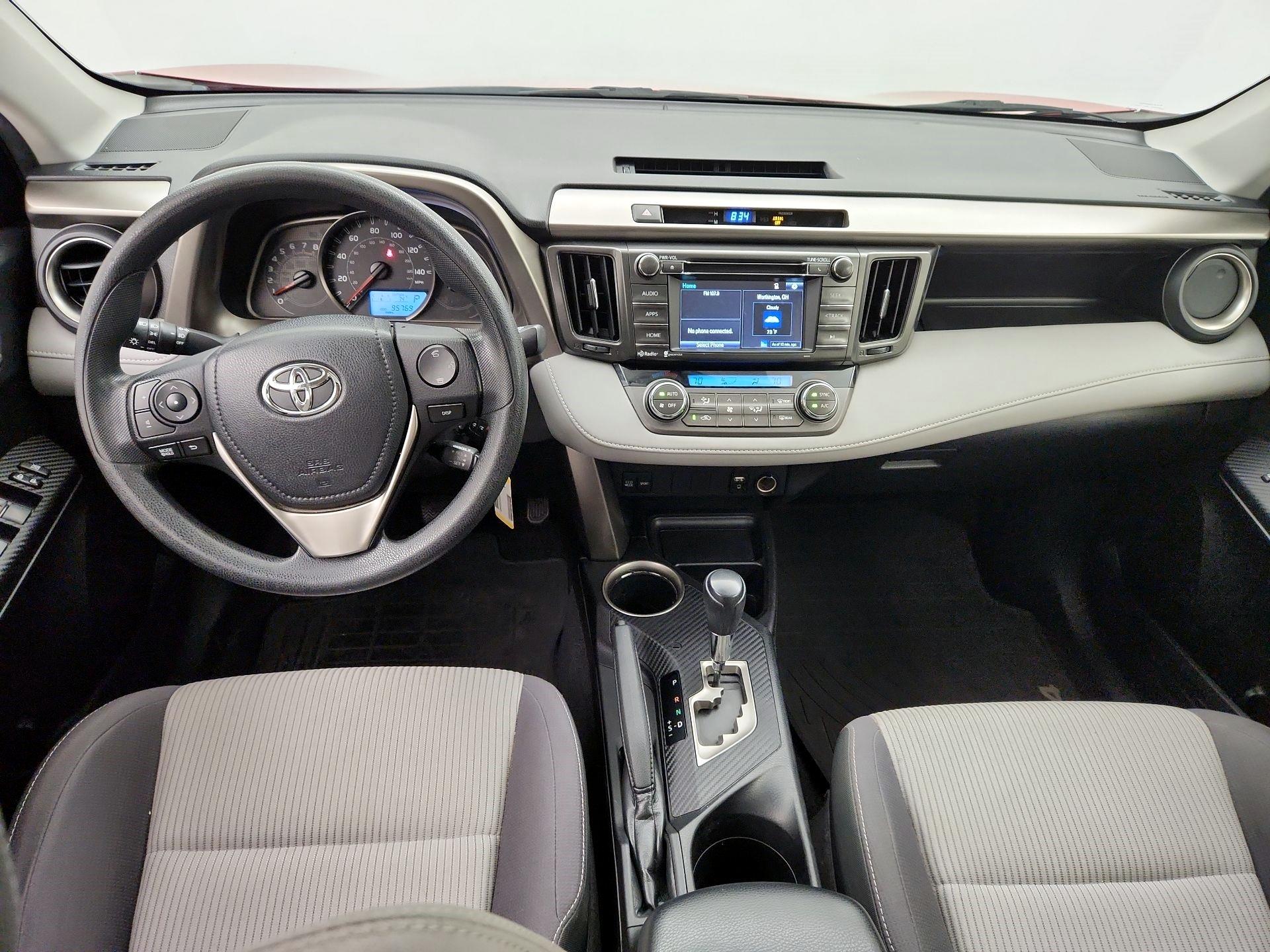 Thumbnail: 2015 Toyota RAV4 - 9