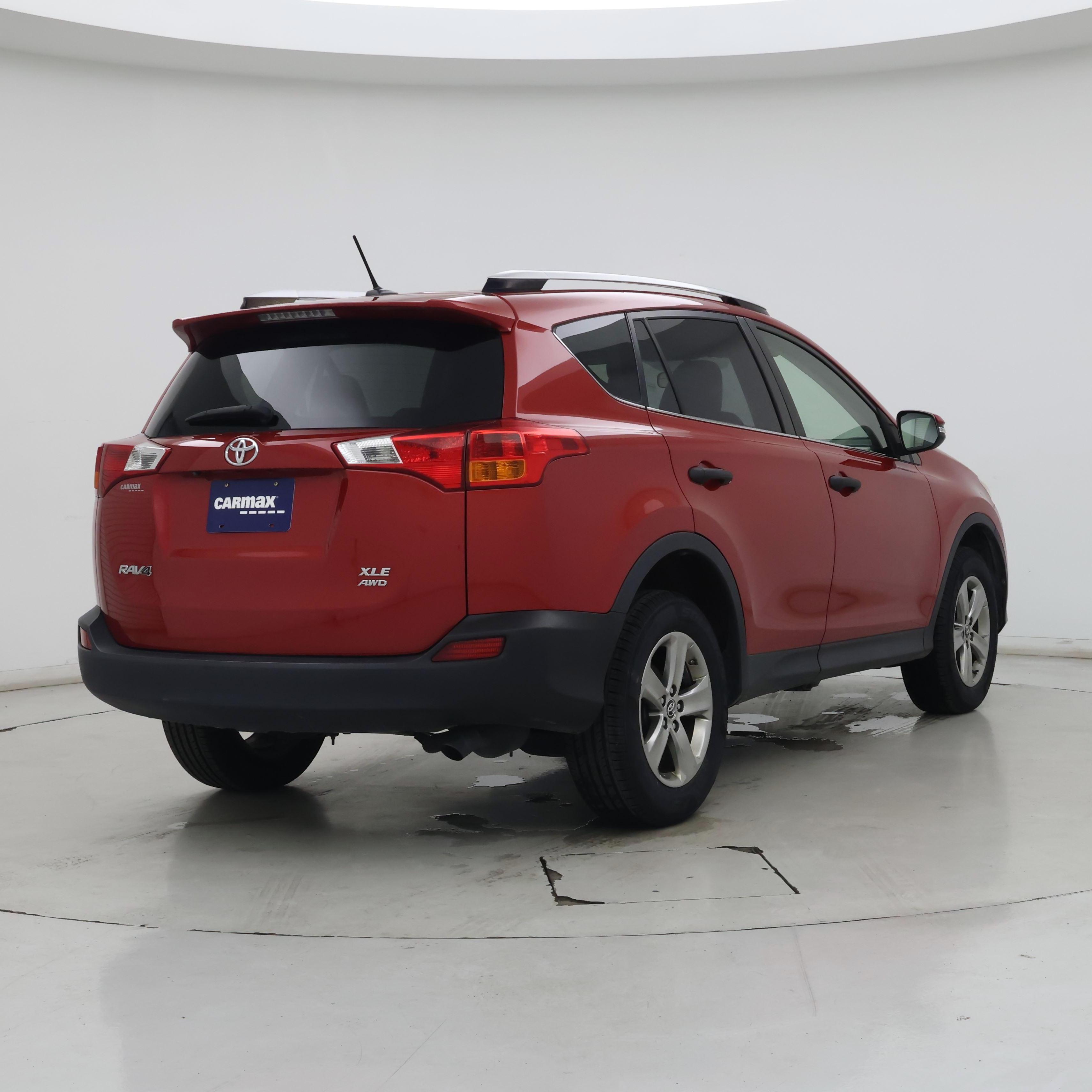 Thumbnail: 2015 Toyota RAV4 - 8