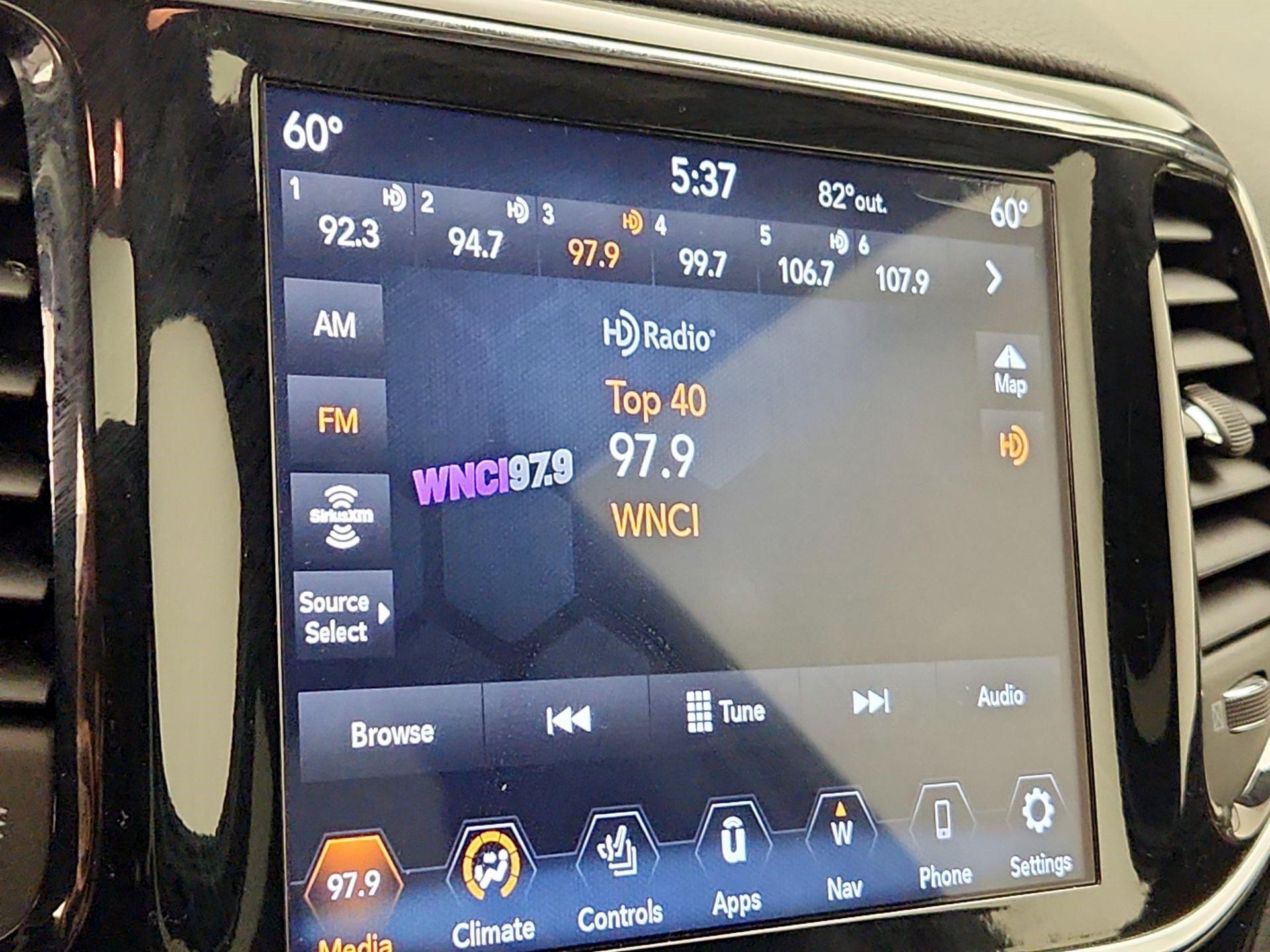 Thumbnail: 2019 Jeep Grand Cherokee - 14