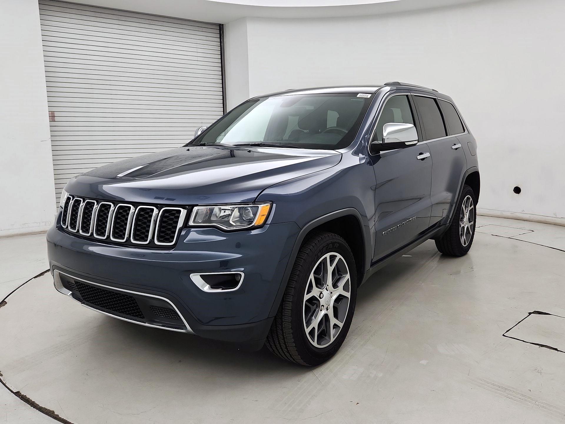 Thumbnail: 2019 Jeep Grand Cherokee - 3