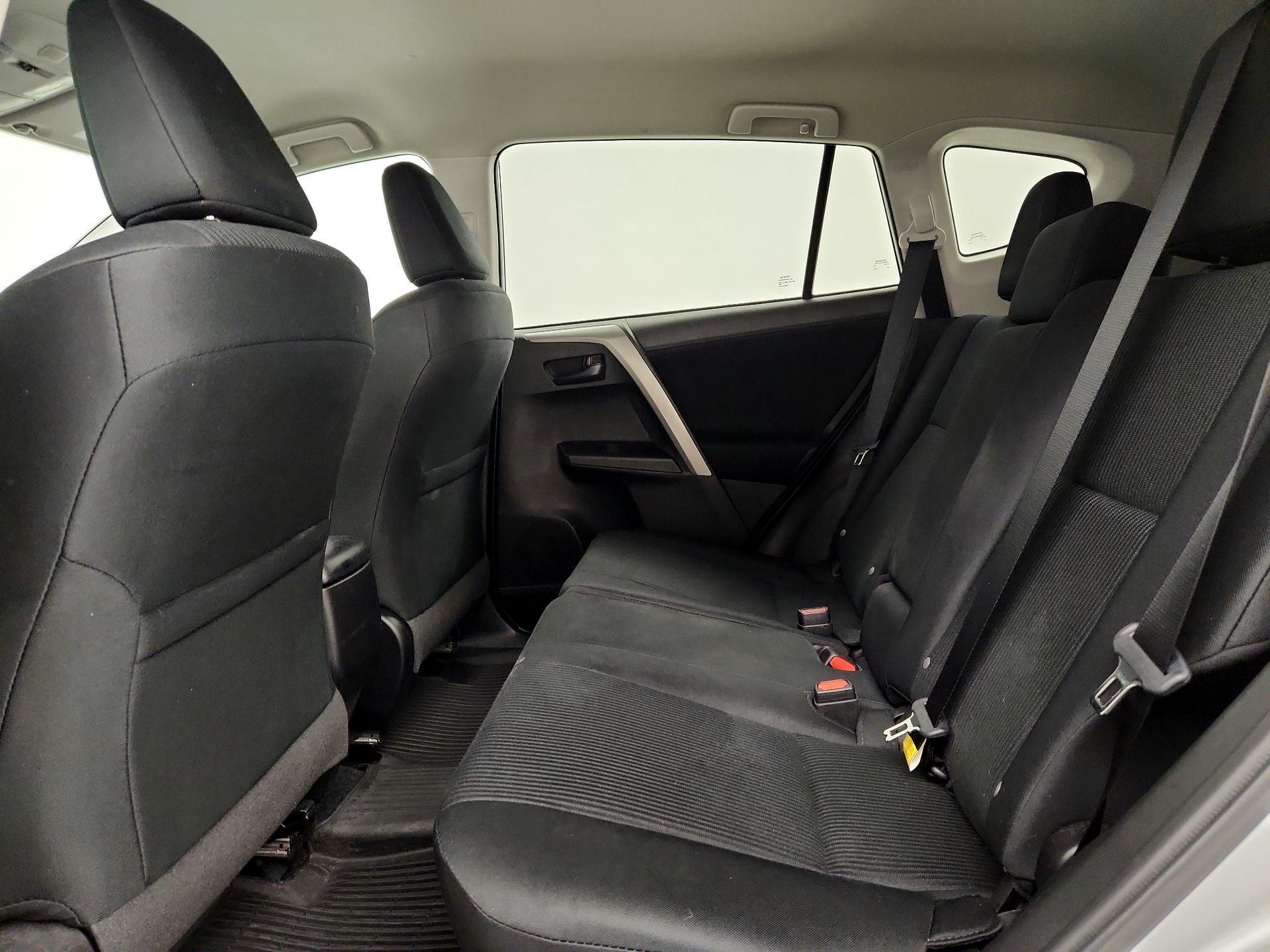 Thumbnail: 2018 Toyota RAV4 - 19