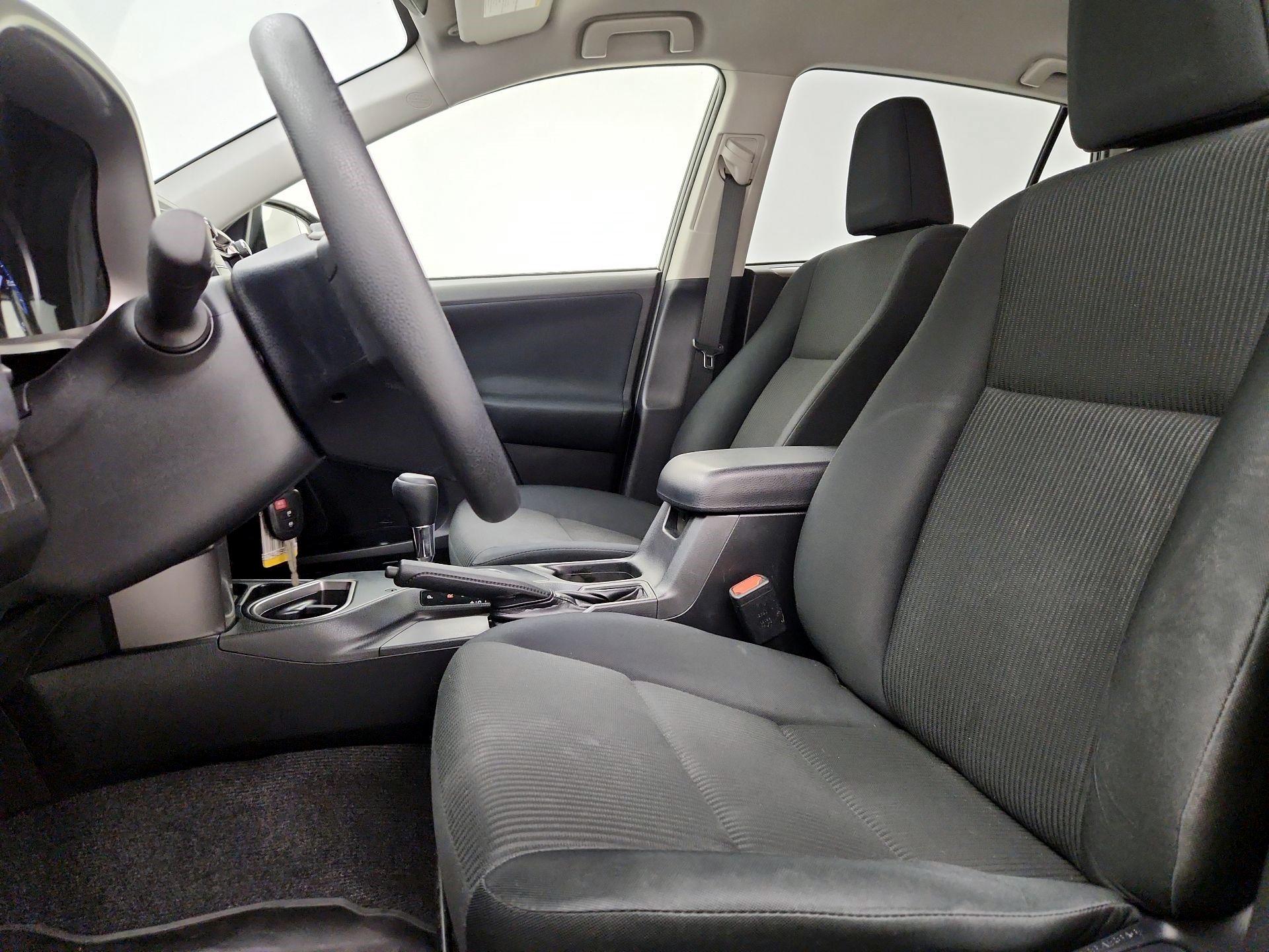 Thumbnail: 2017 Toyota RAV4 - 11