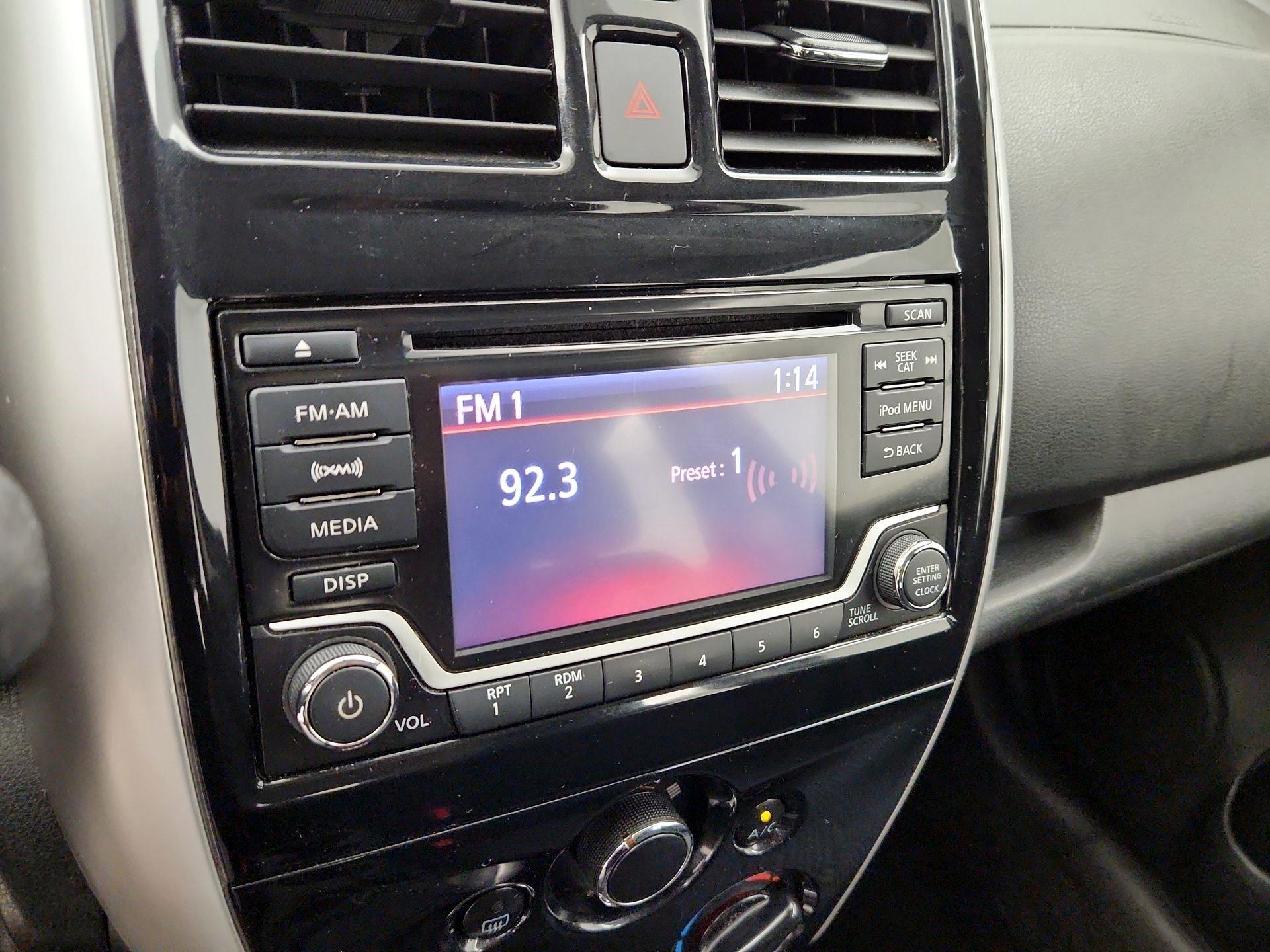 Thumbnail: 2017 Nissan Versa Note - 15
