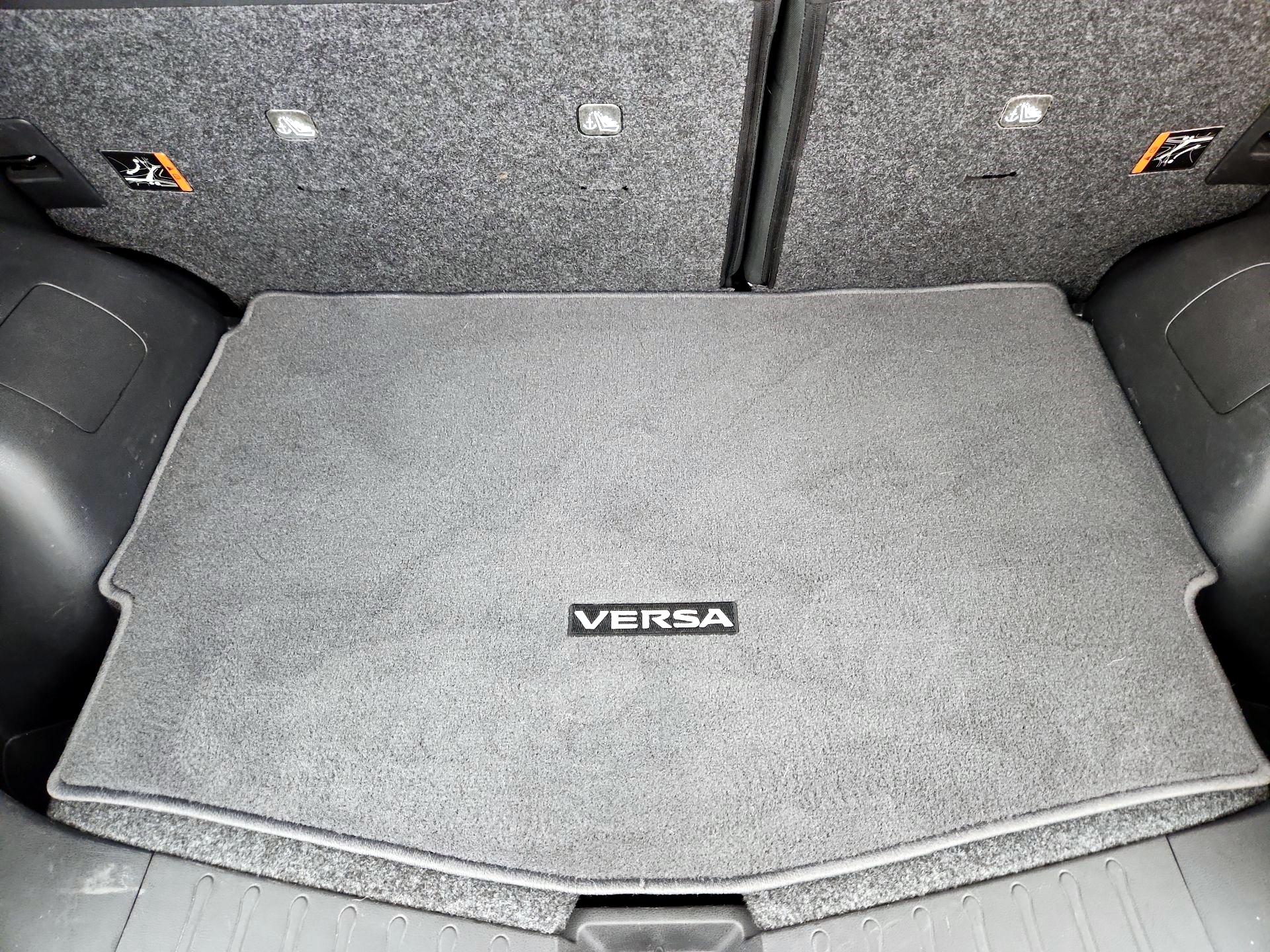 Thumbnail: 2017 Nissan Versa Note - 20