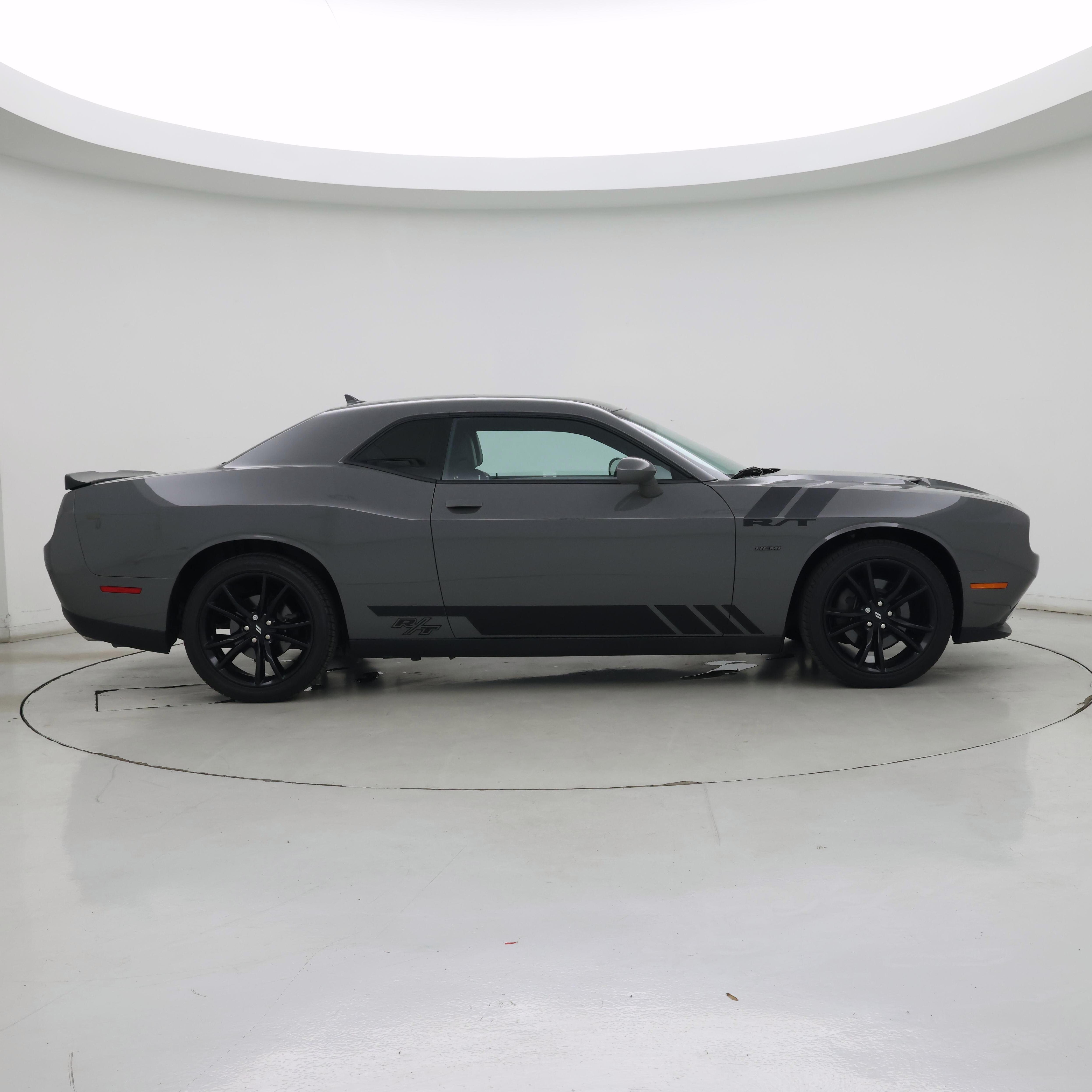 Thumbnail: 2018 Dodge Challenger - 7
