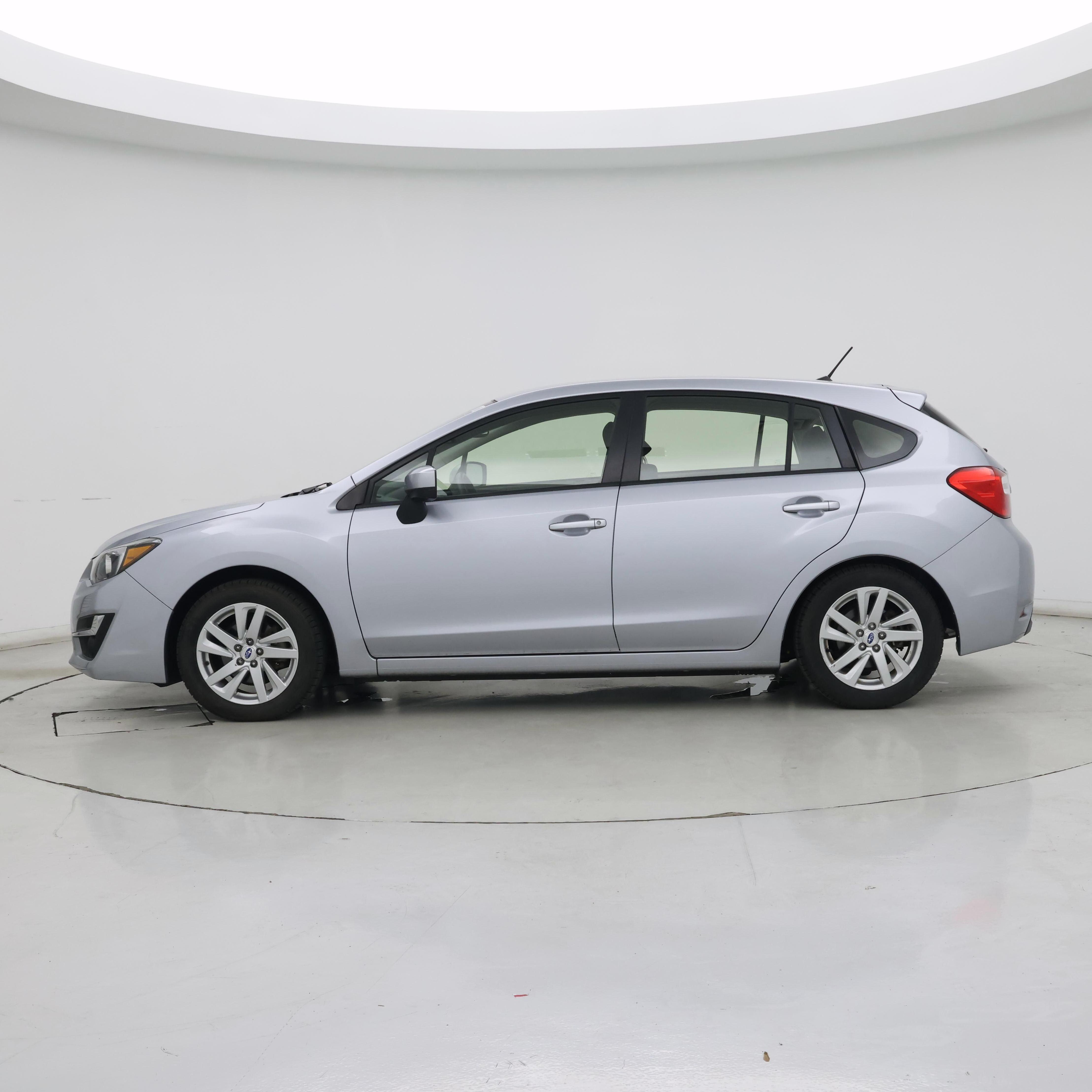 Thumbnail: 2016 Subaru Impreza - 3