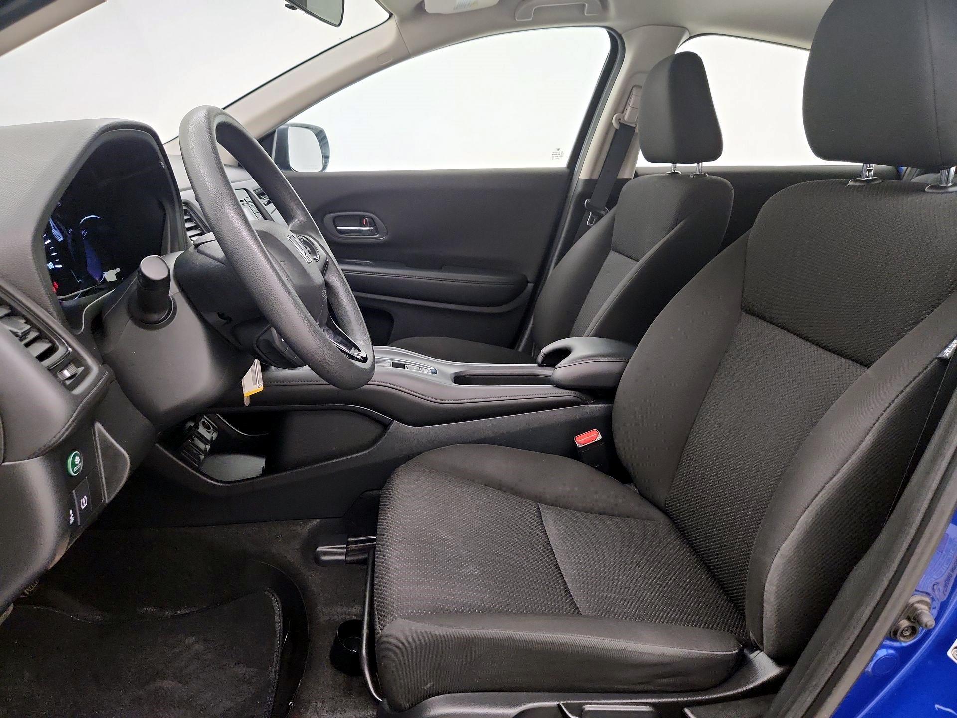 Thumbnail: 2018 Honda HR-V - 11