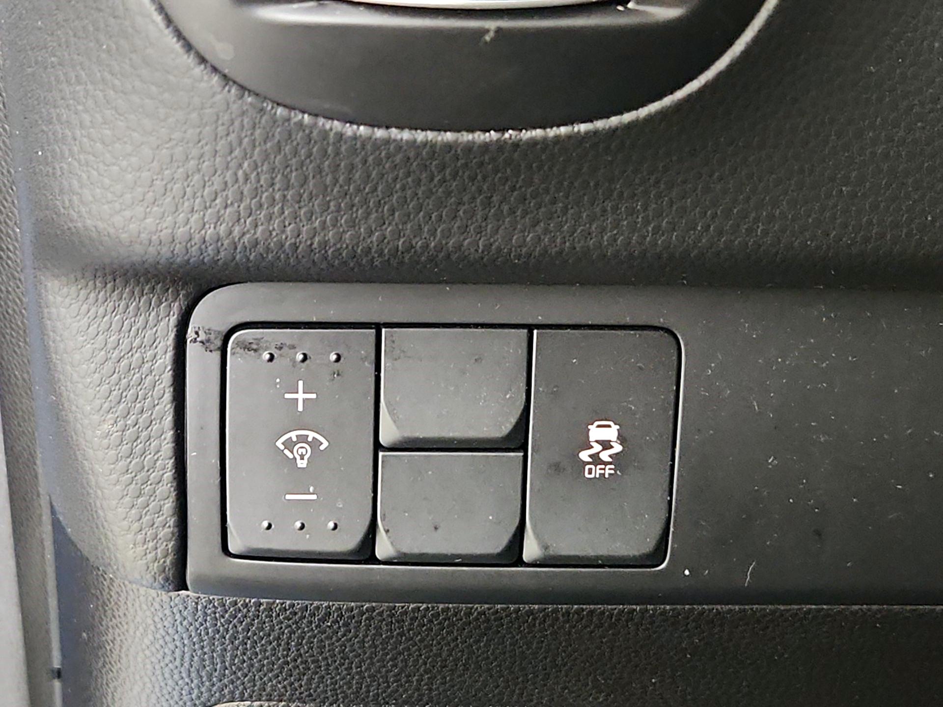 Thumbnail: 2016 Kia Soul - 13