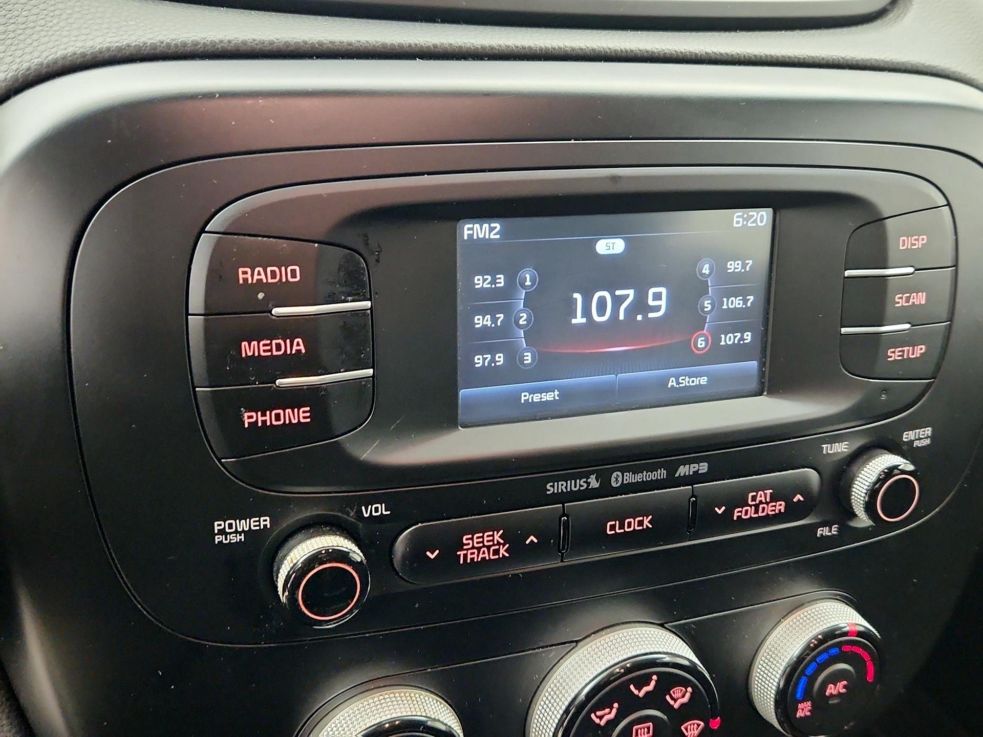 Thumbnail: 2016 Kia Soul - 15