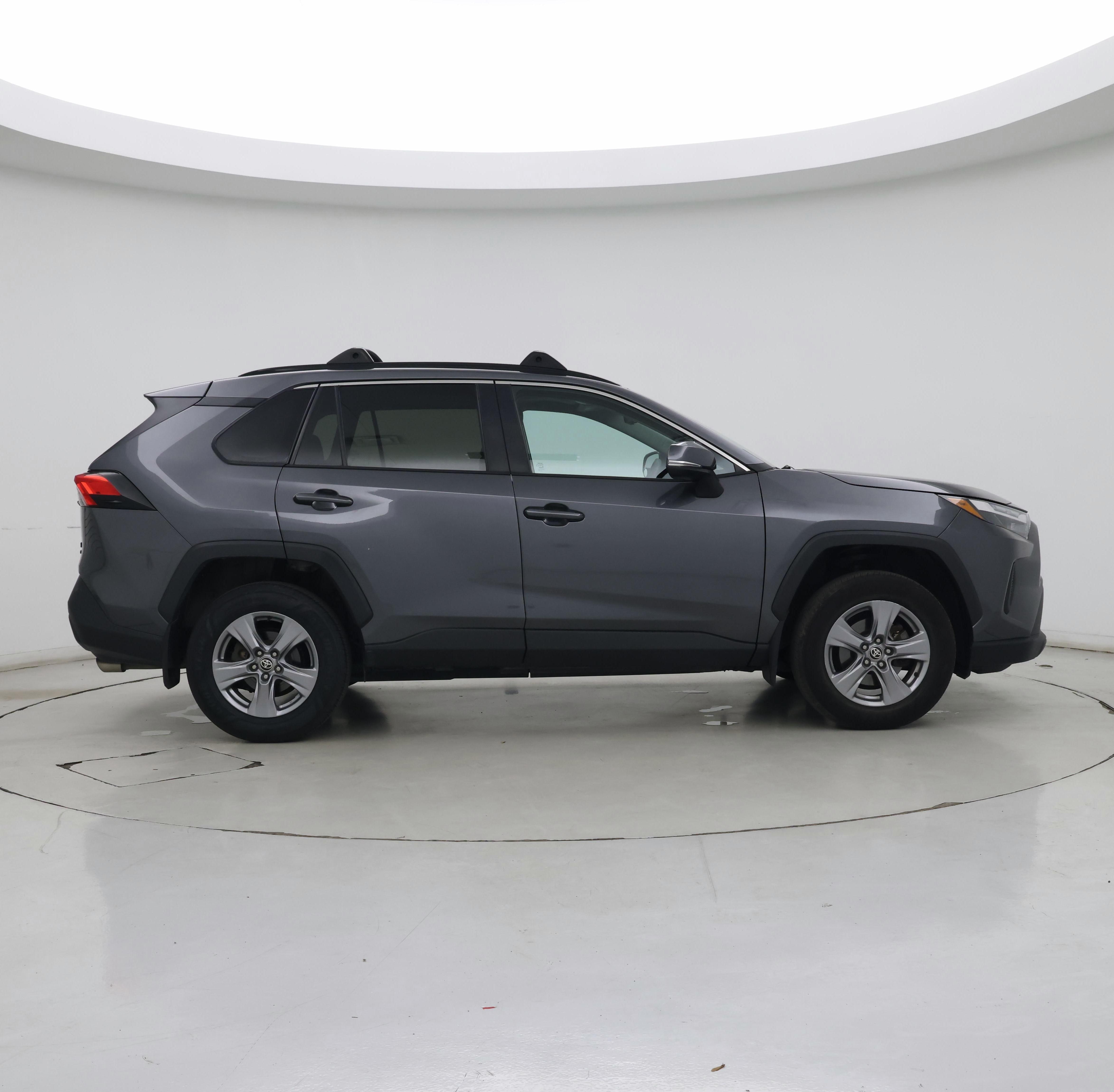 Thumbnail: 2022 Toyota RAV4 - 7