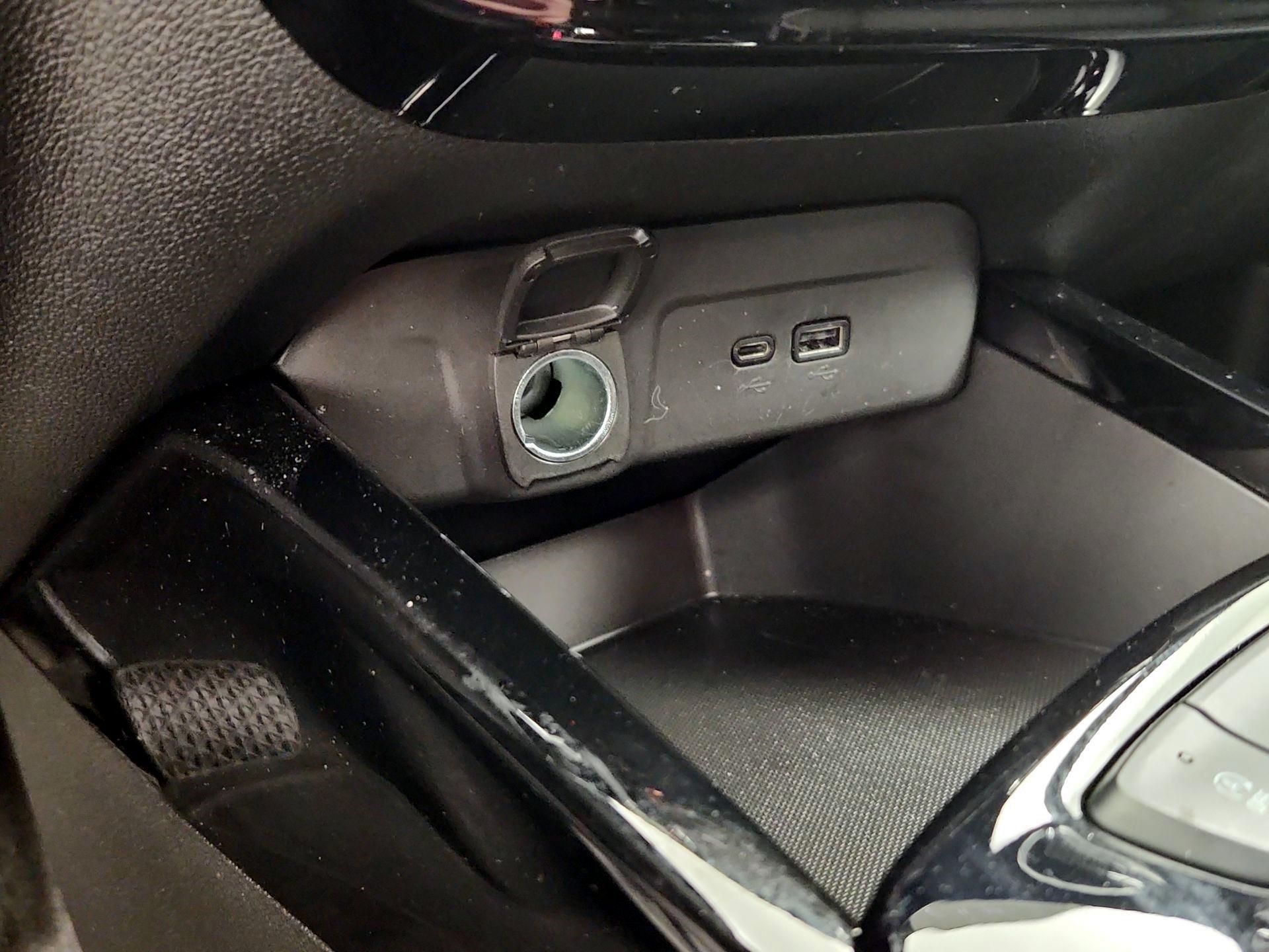 Thumbnail: 2025 Chevrolet Trax - 18