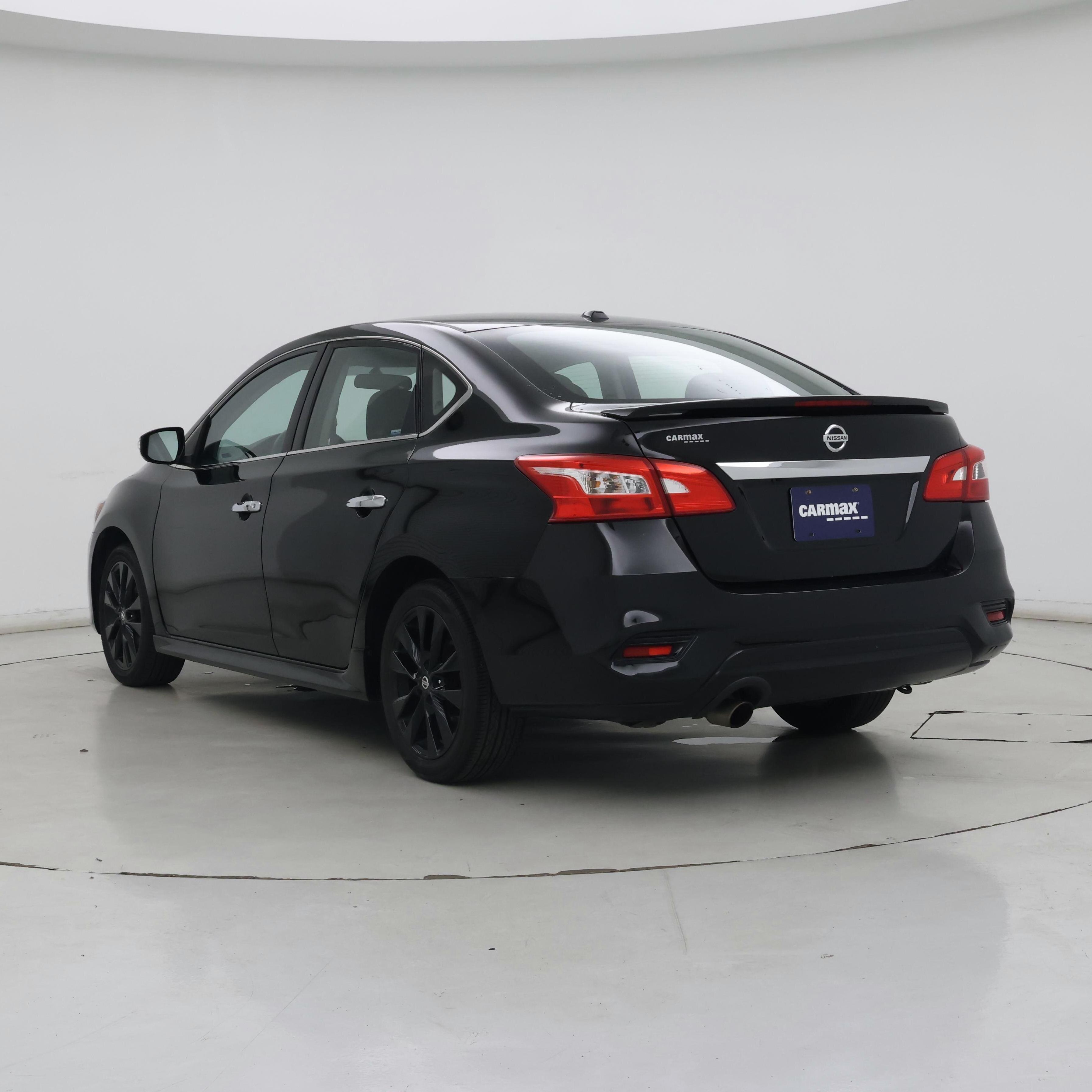 Thumbnail: 2017 Nissan Sentra - 2