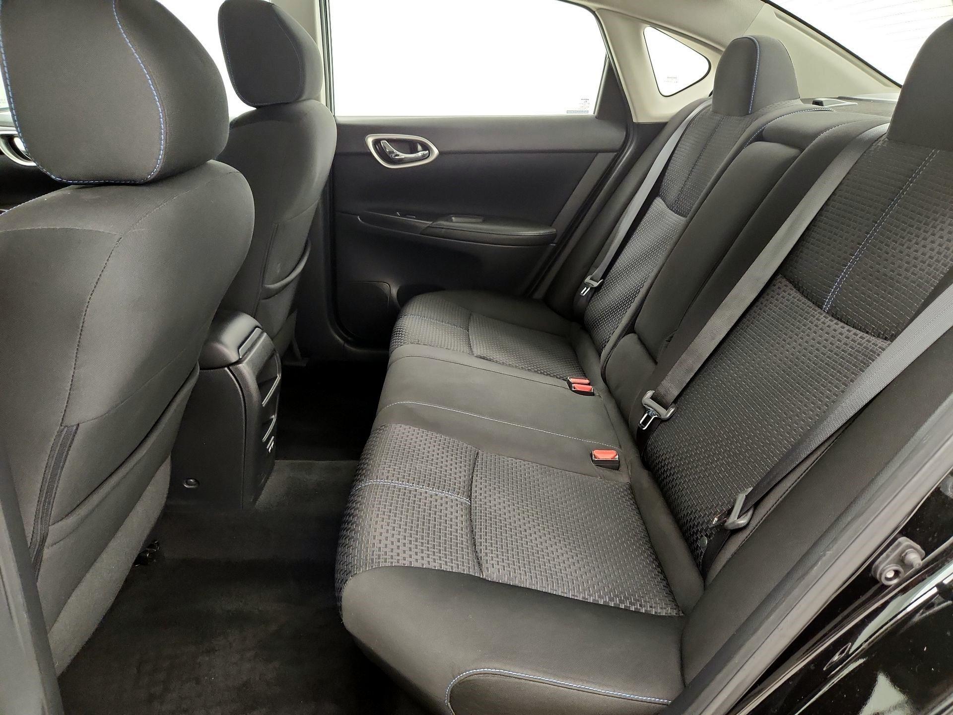 Thumbnail: 2017 Nissan Sentra - 19