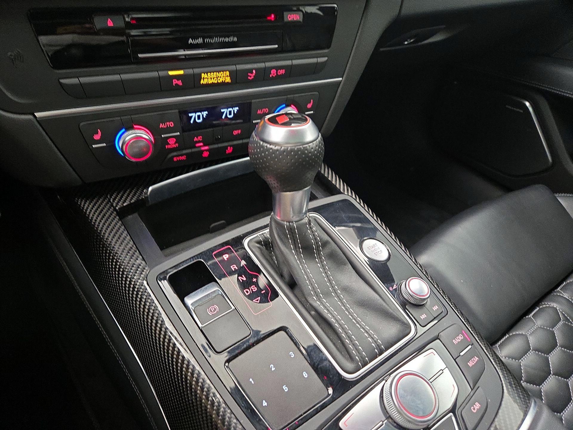 Thumbnail: 2015 Audi RS 7 - 17