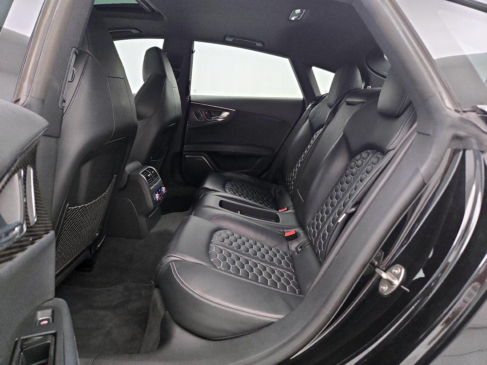 Thumbnail: 2015 Audi RS 7 - 19