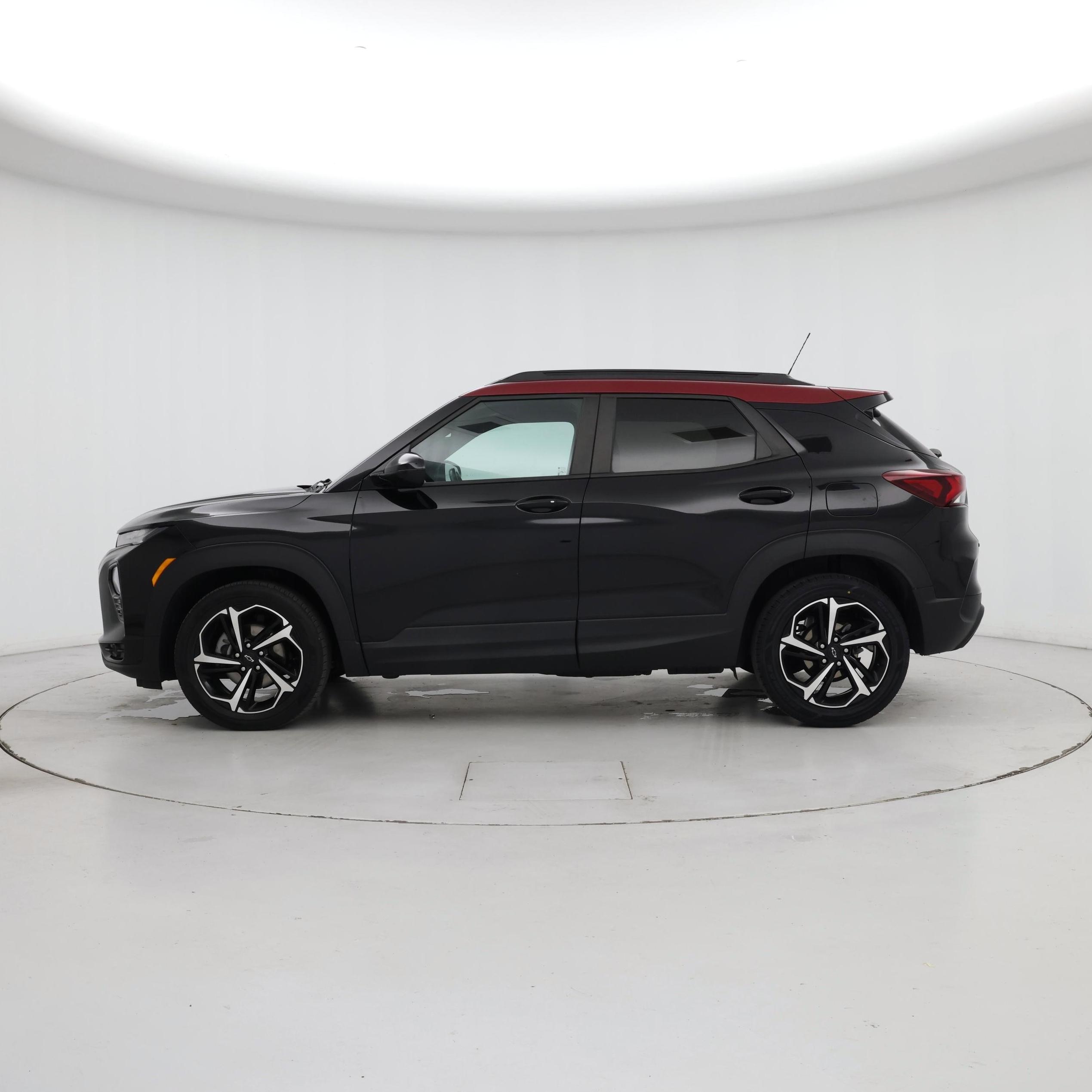 Thumbnail: 2021 Chevrolet TrailBlazer - 3