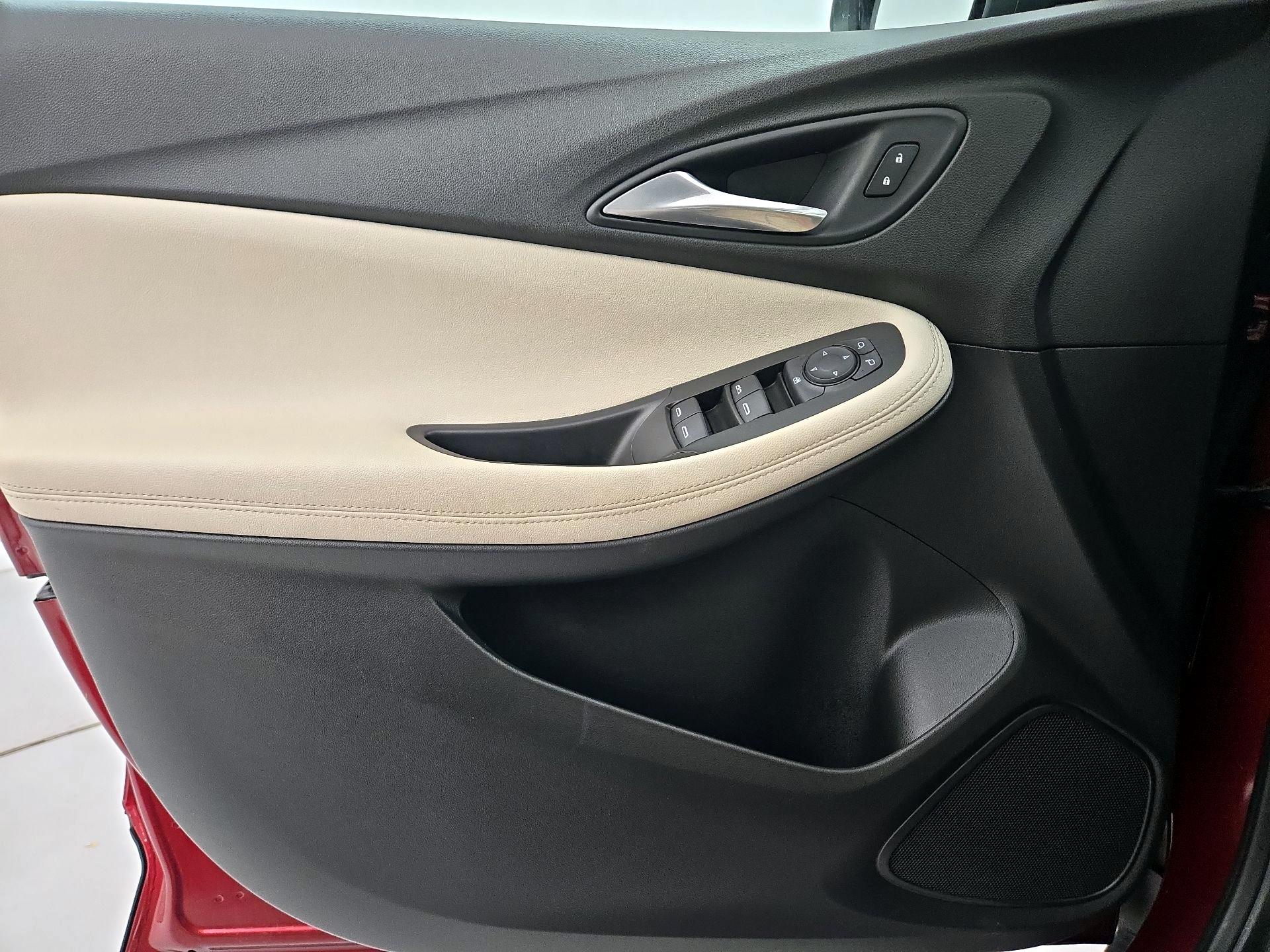 Thumbnail: 2020 Buick Encore GX - 12