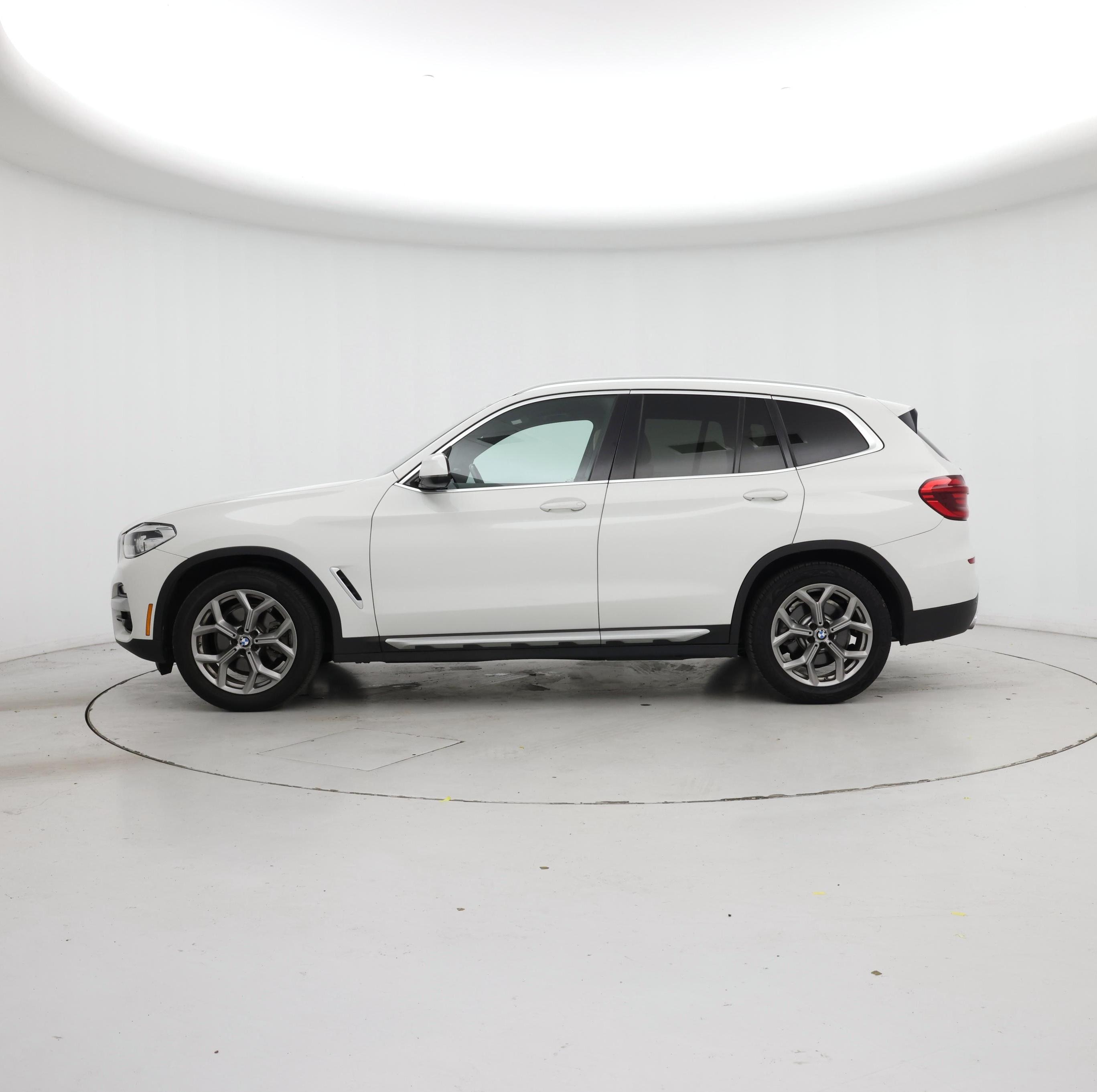 Thumbnail: 2021 BMW X3 - 3