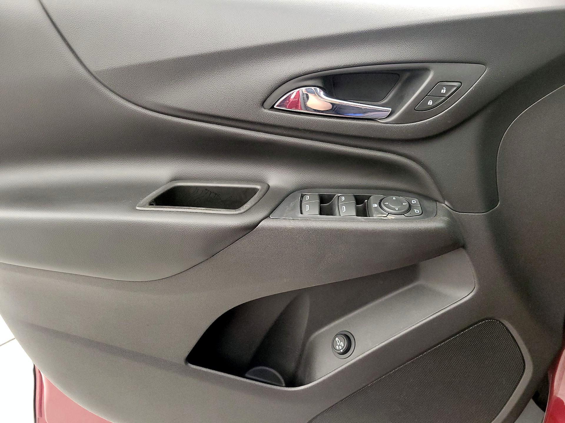 Thumbnail: 2020 Chevrolet Equinox - 12