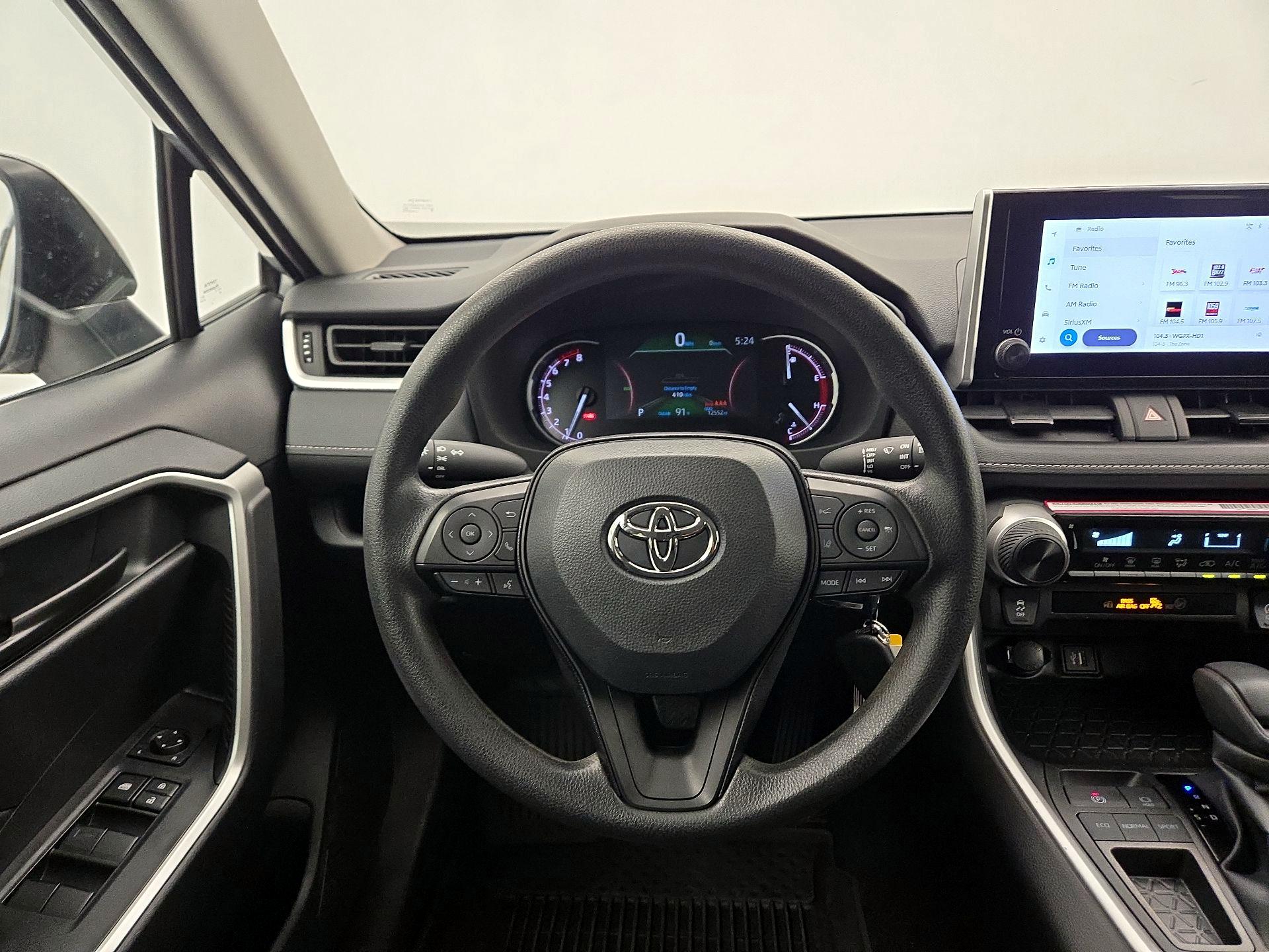 Thumbnail: 2024 Toyota RAV4 - 10