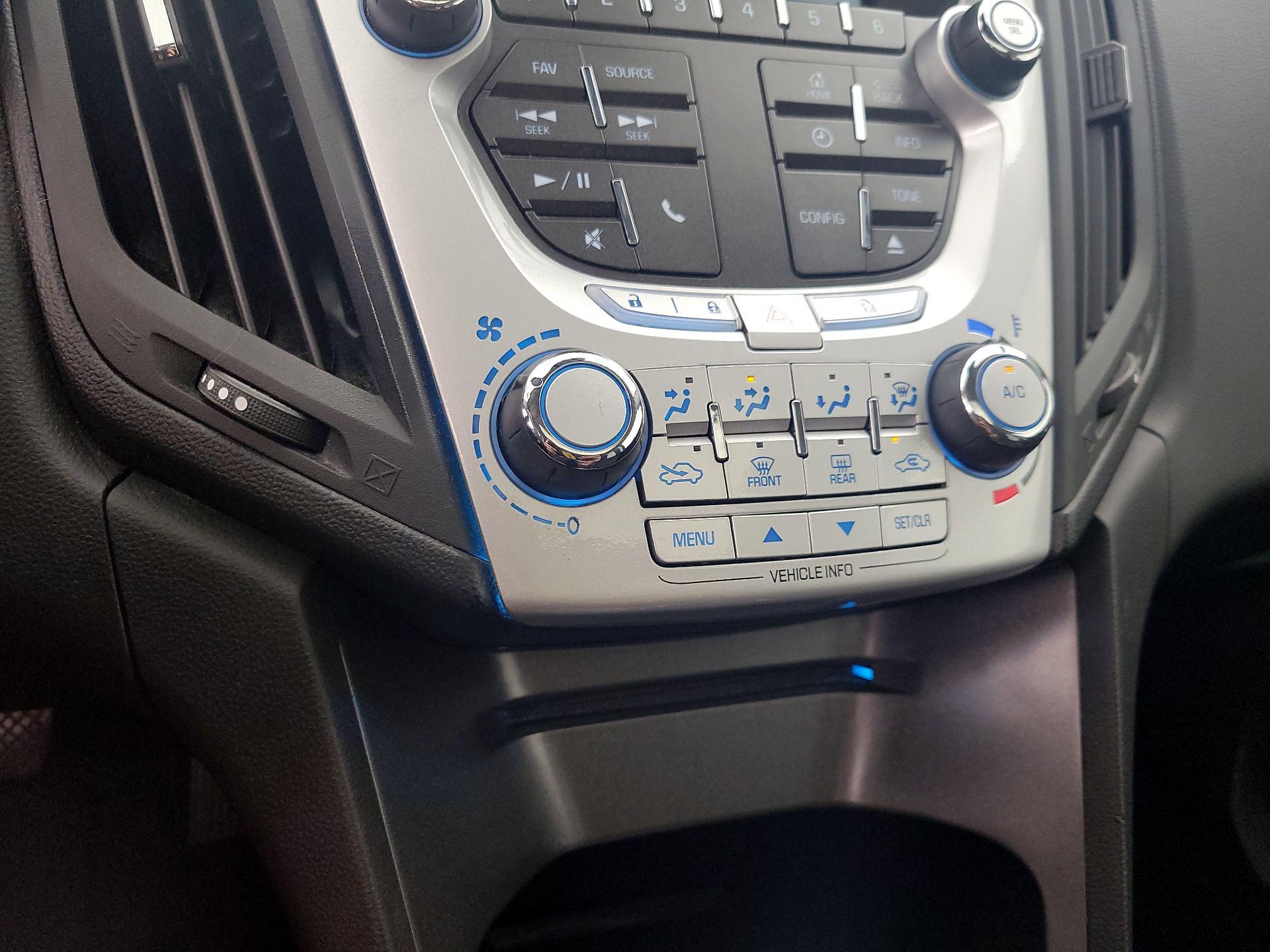 Thumbnail: 2014 Chevrolet Equinox - 15