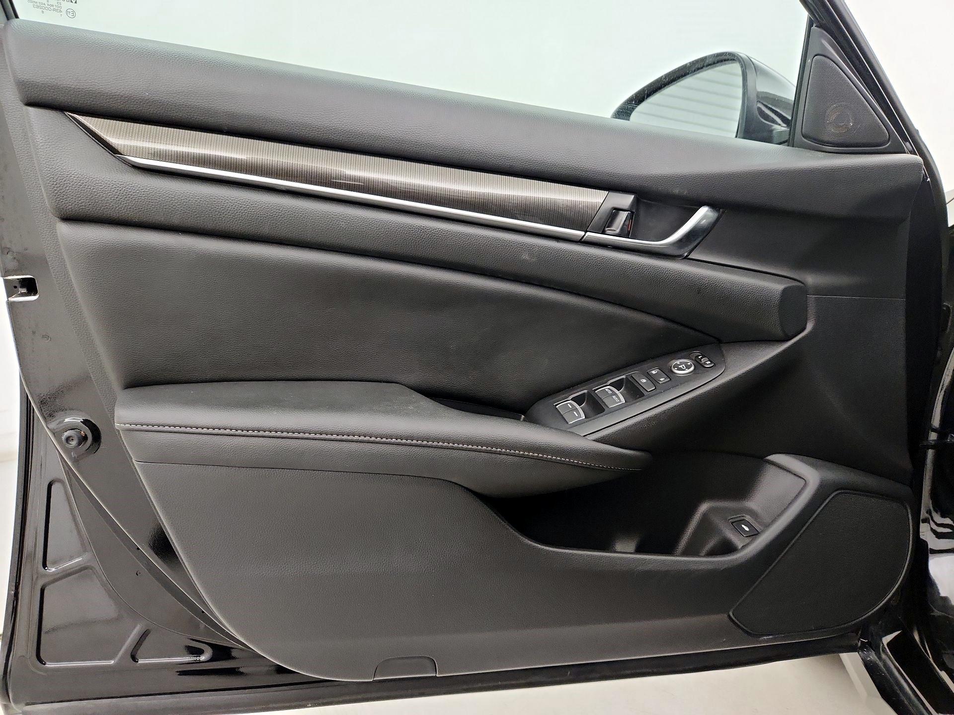 Thumbnail: 2020 Honda Accord - 12