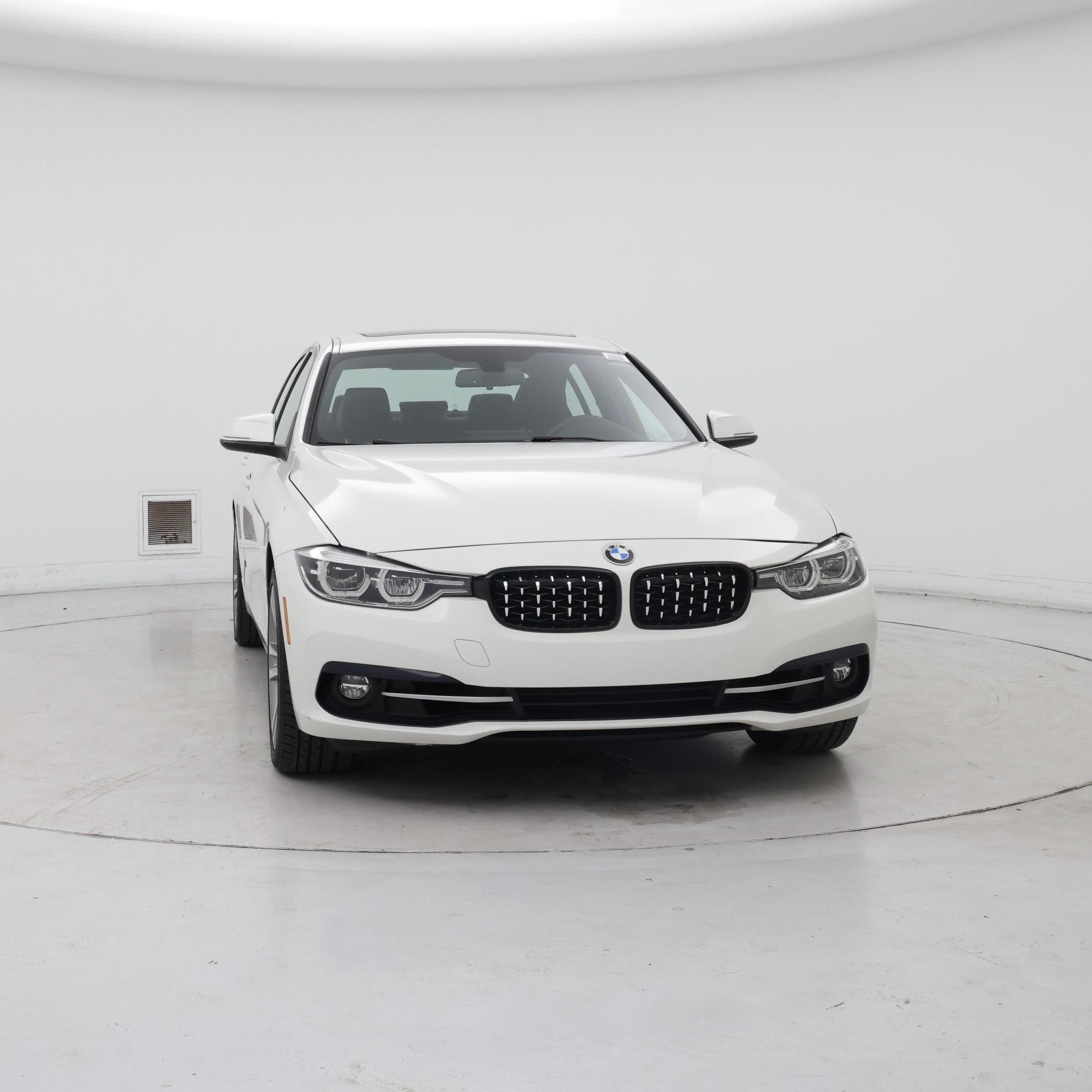 Thumbnail: 2018 BMW 3 Series - 5