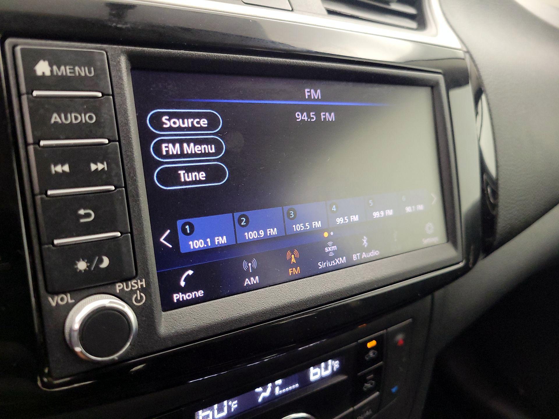 Thumbnail: 2019 Nissan Sentra - 15